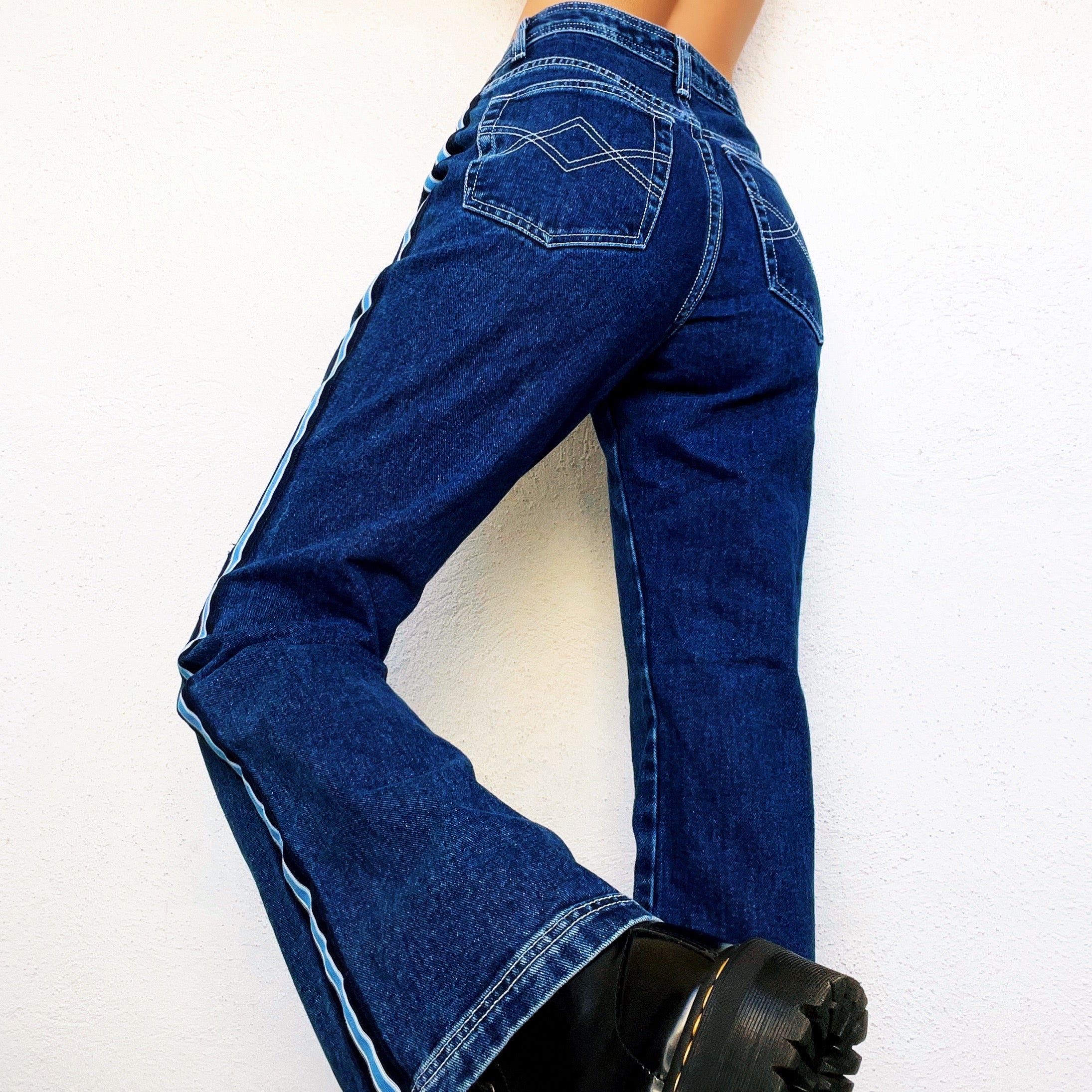 Vintage Sporty Striped Jeans (M)