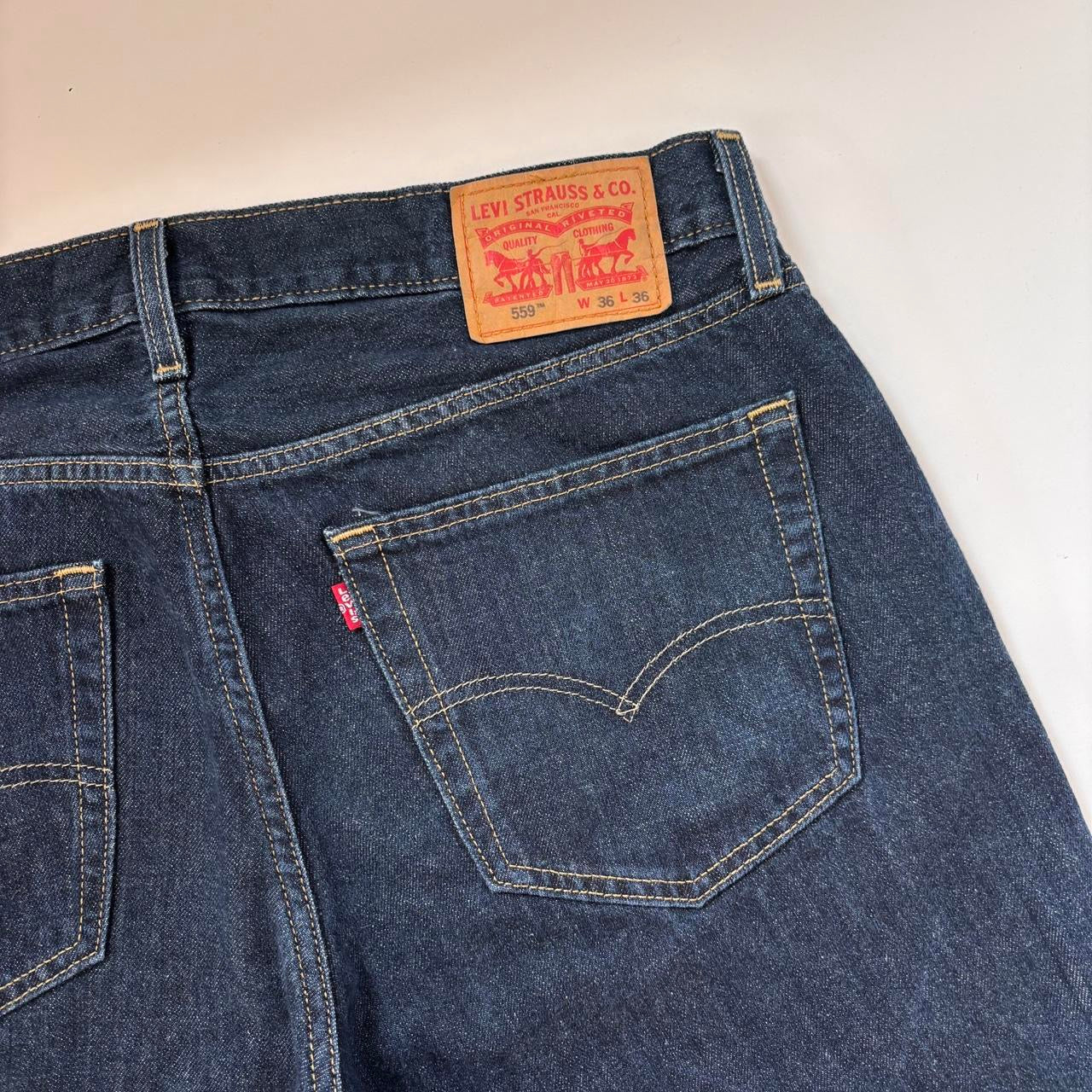 Levi’s Dark Wash 559 Jeans (1X)