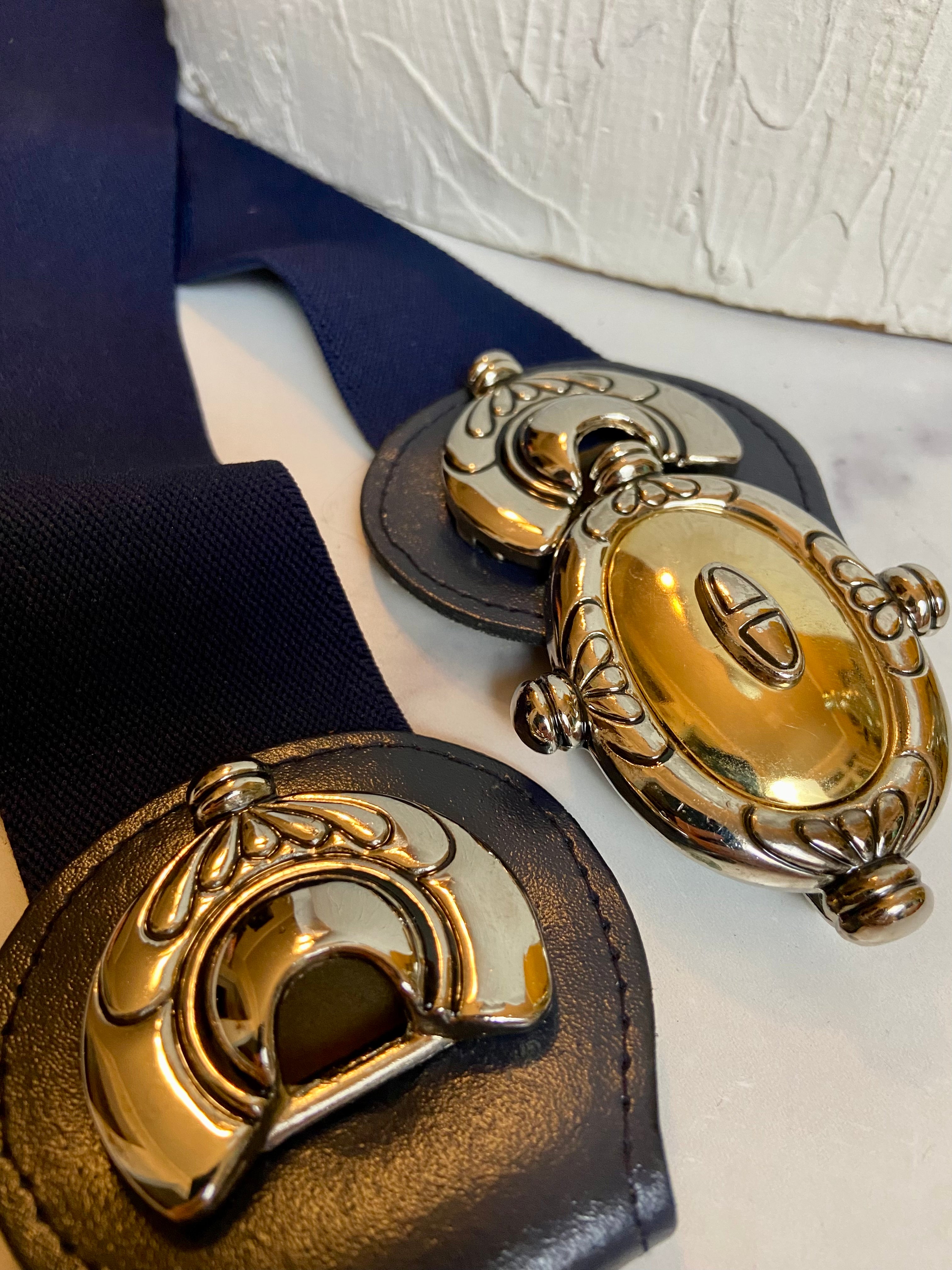 Navy blue elastic belt