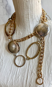 Metal shapes waist belt