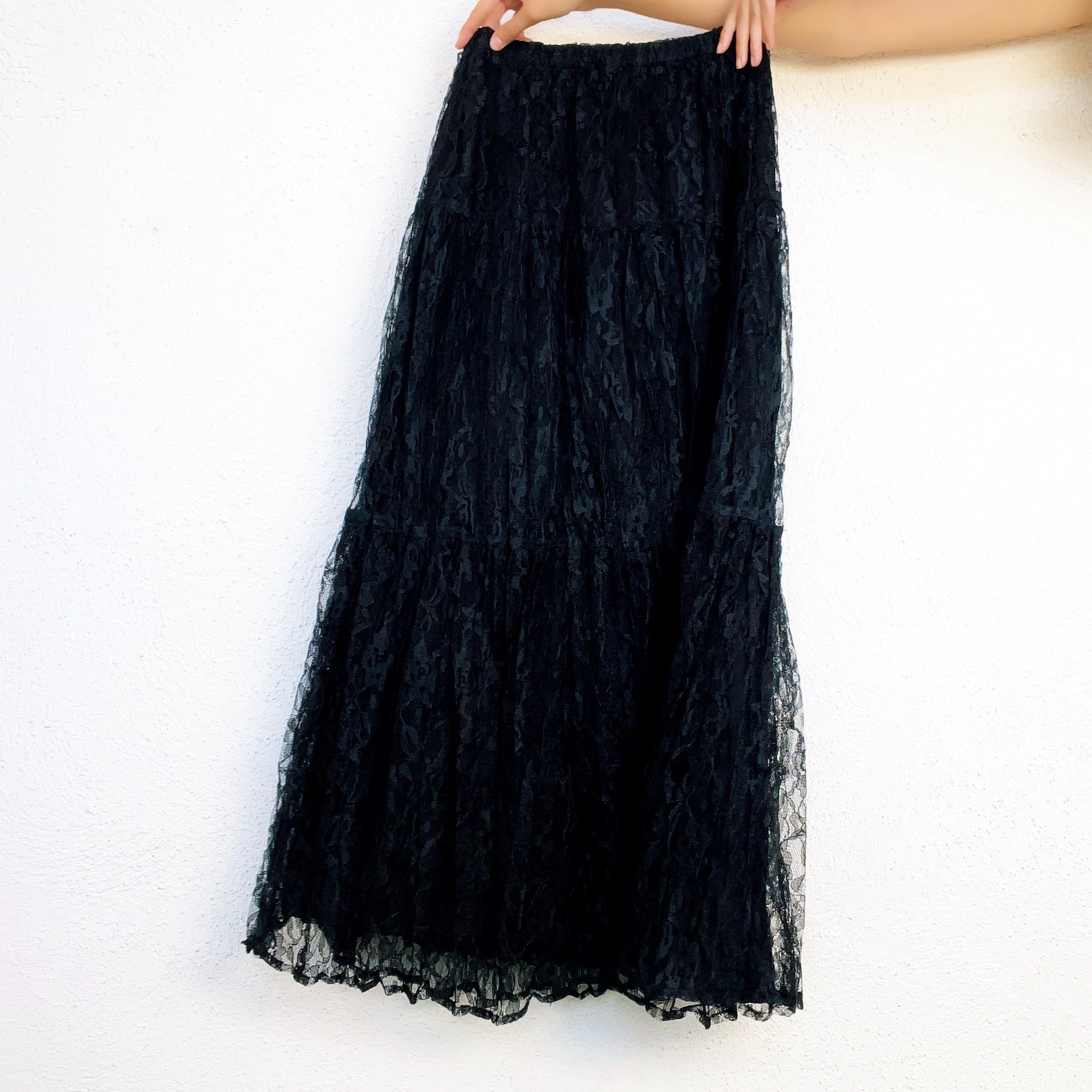 90s Lacy Black Tiered Skirt (S)
