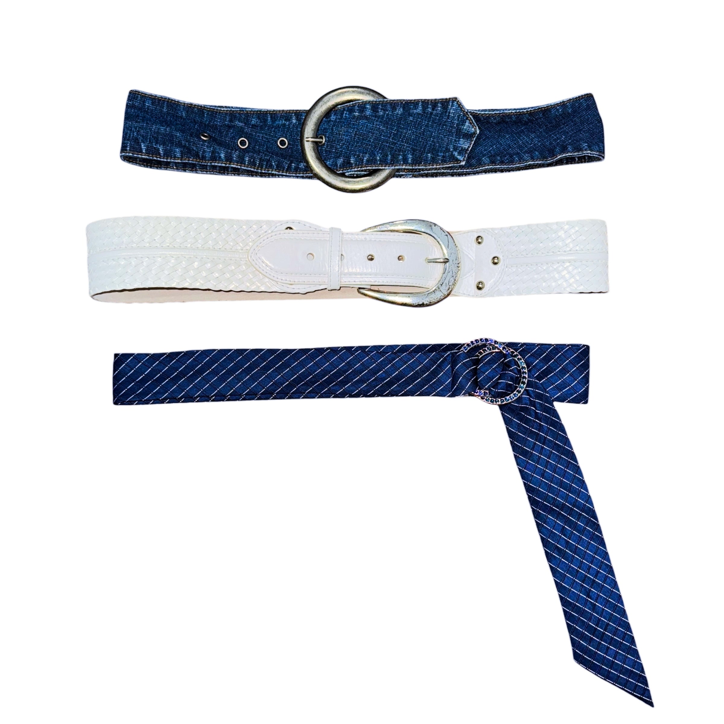 Chic 2000s Statement Belts – Holy Thrift display picture 3