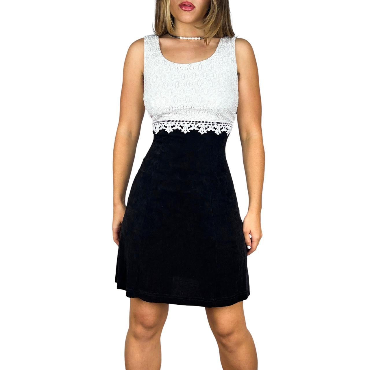 90s Lacy Babydoll Dress (M) – Holy Thrift