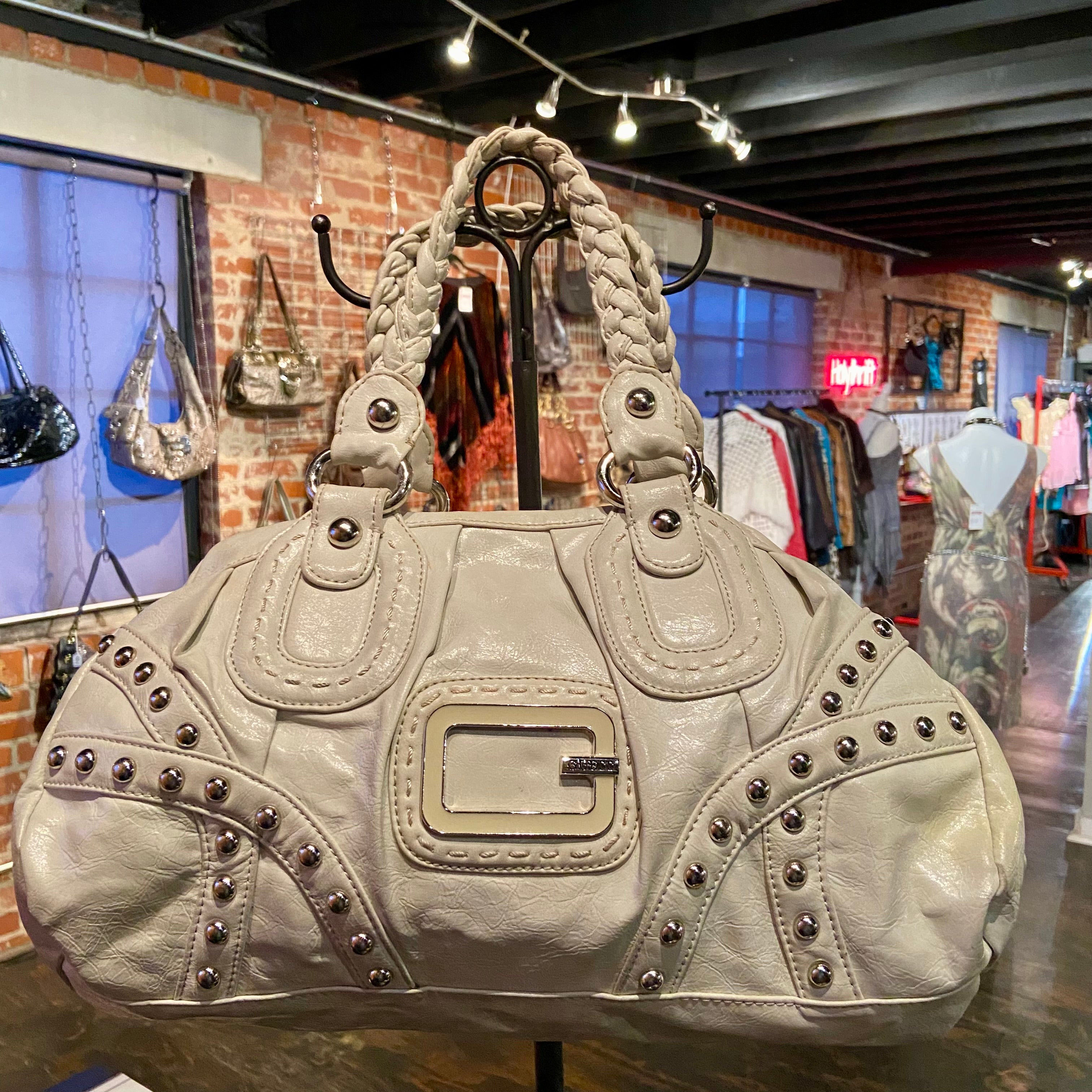 Guess Off White Hand Bag