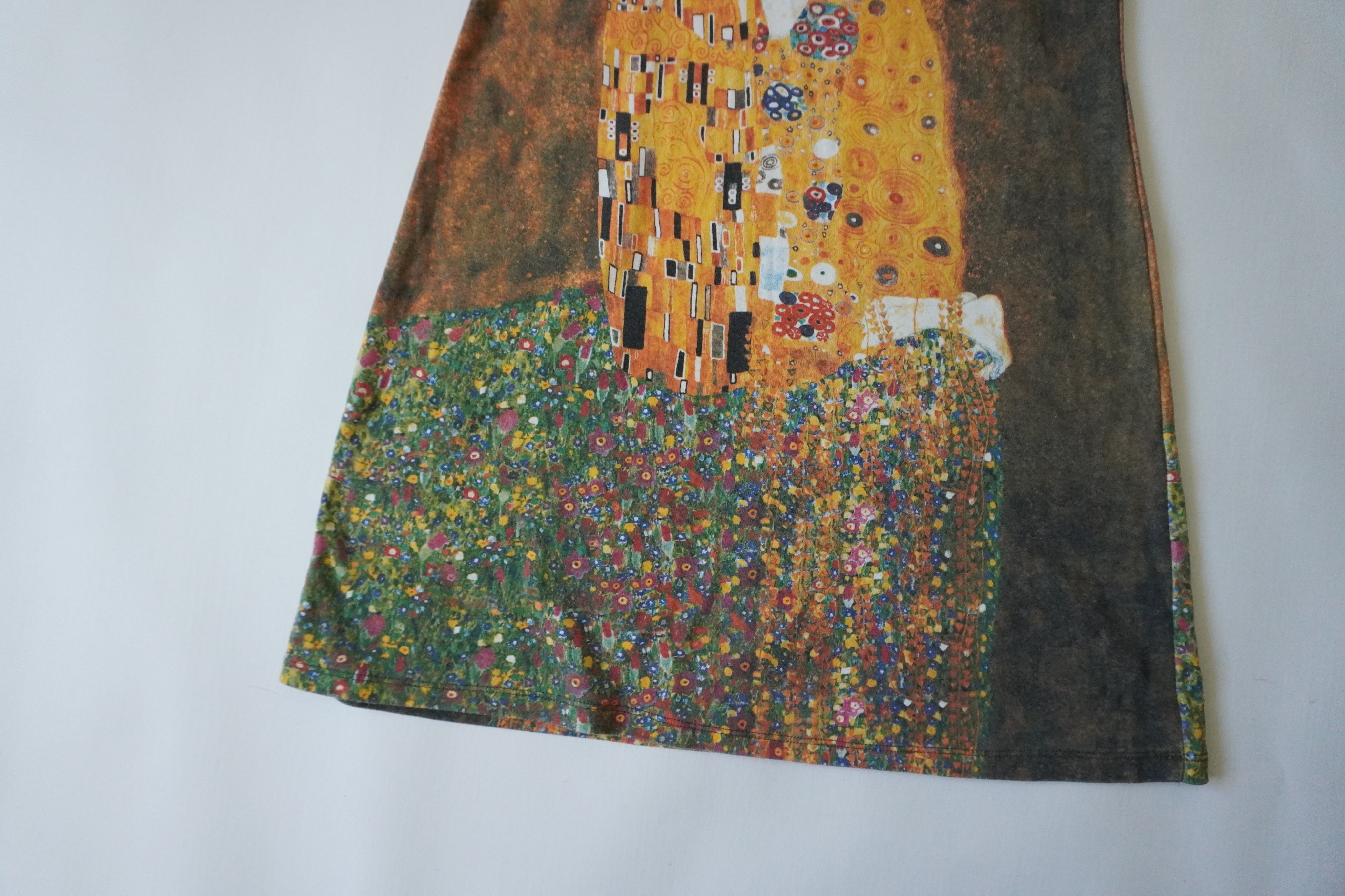 "The Kiss" Midi Dress (M)