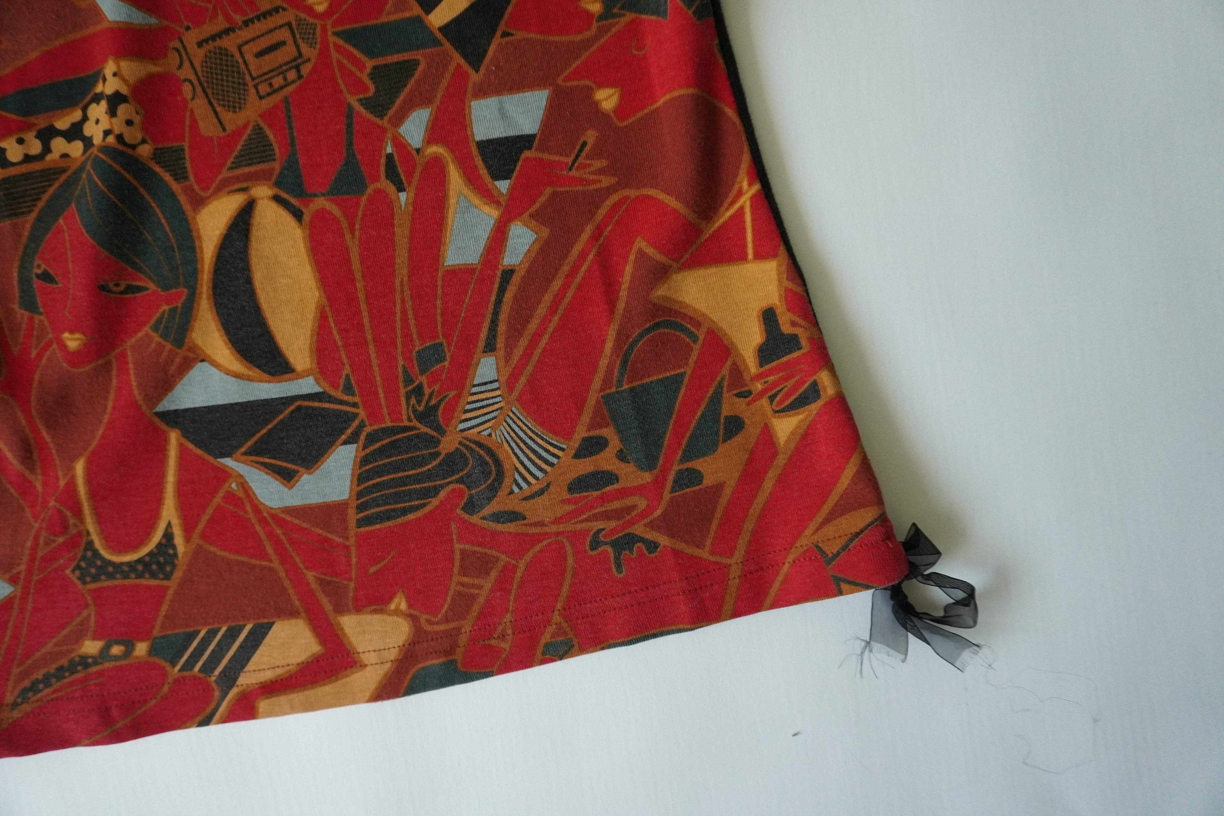 Custo Barcelona Graphic Top (M)