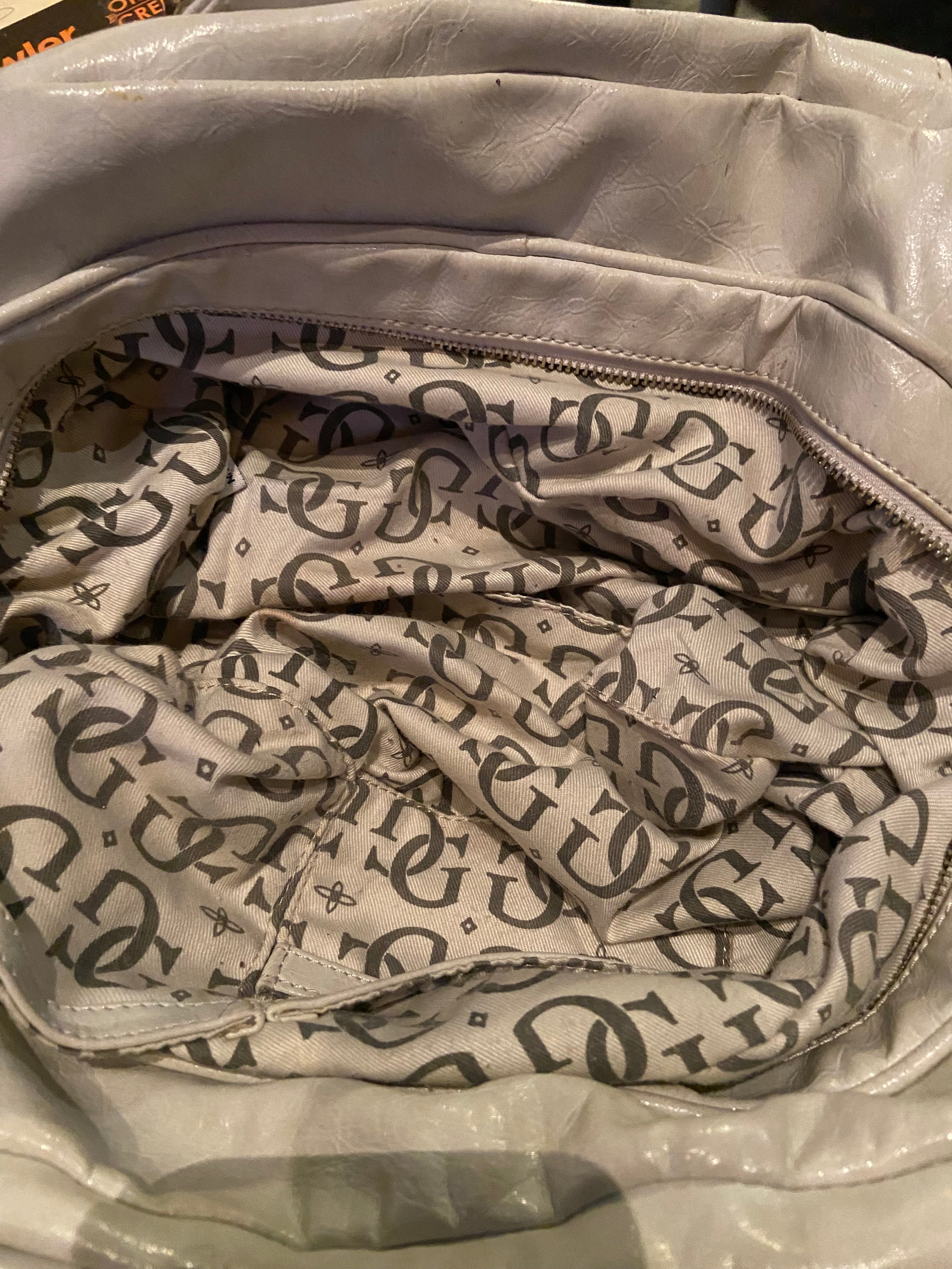 Guess Off White Hand Bag