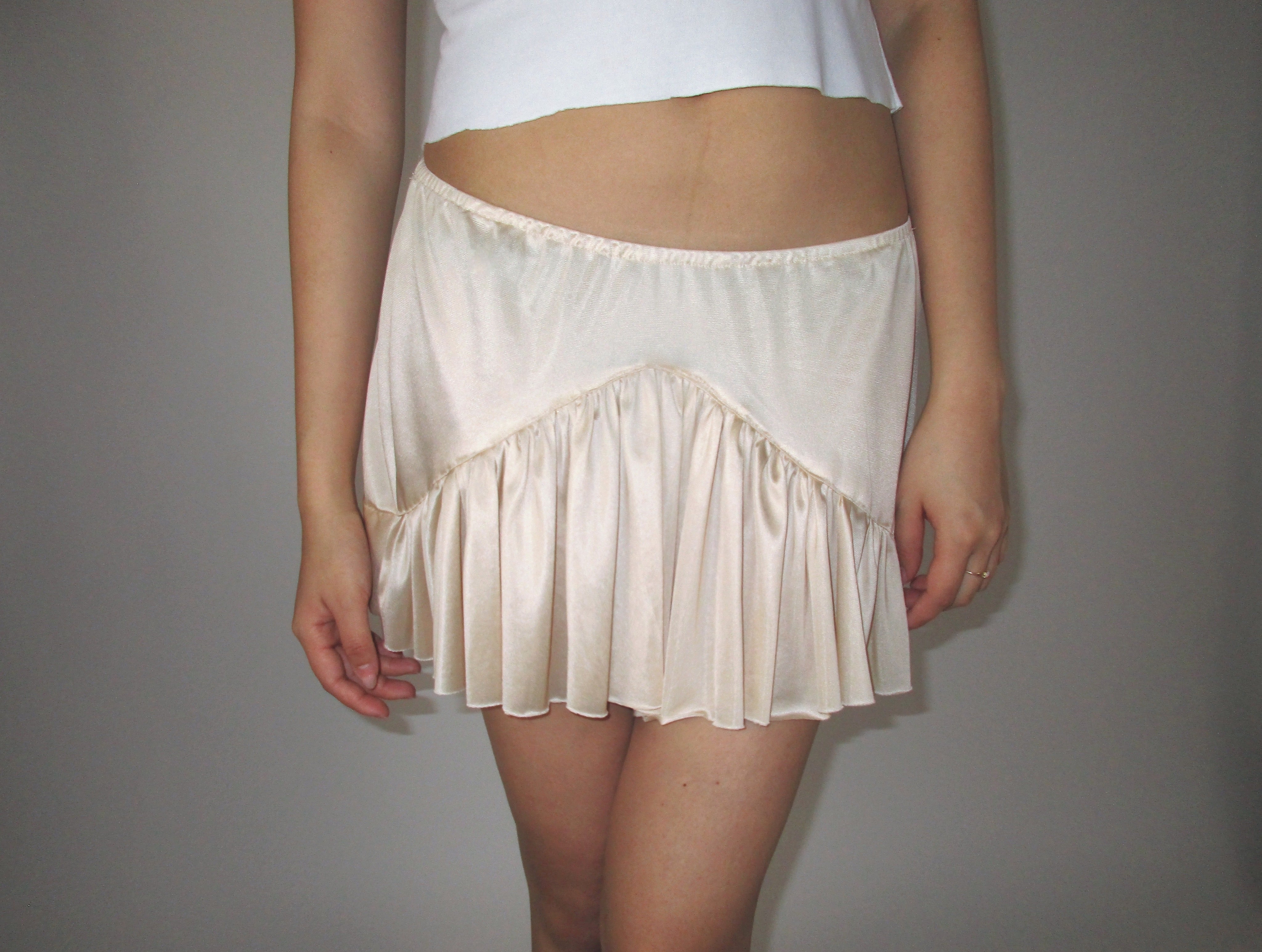Honey Bun Mini Skirt (XS-1X)
