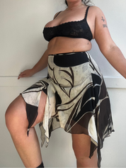 Vintage 90s/Y2K Italian Designer 100% Silk Whimsy Skirt (S/M)
