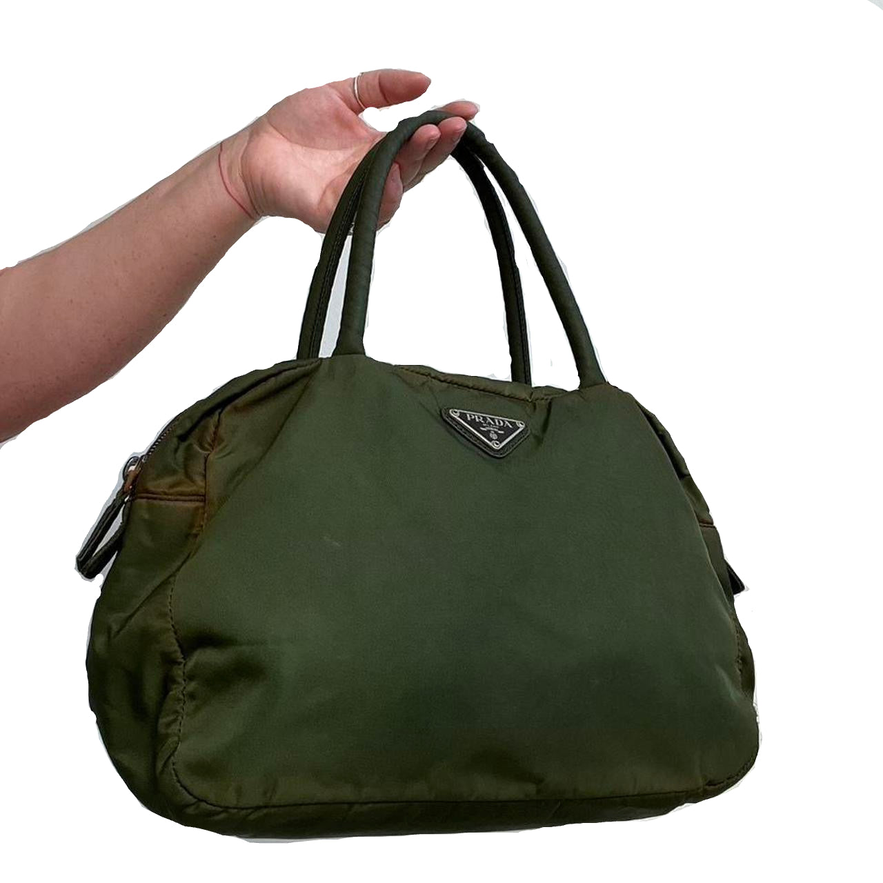 バッグ 90s prada archive nylon design hand bag Vintage 90s Prada Nylon Bag – Holy Thrift