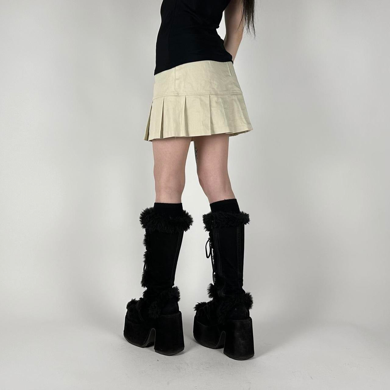 90s Cream Pleated Mini Skirt (S)