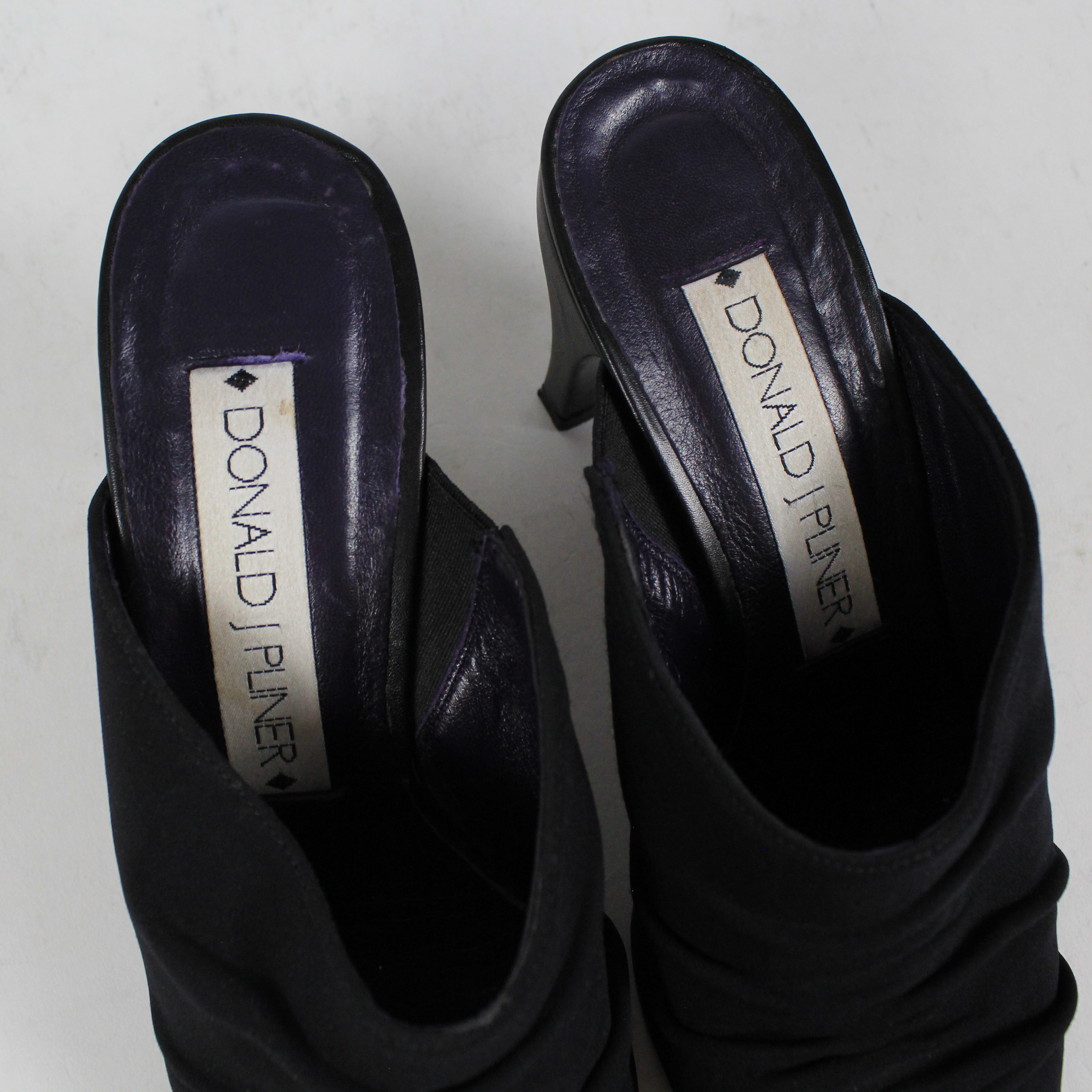 90s Euro Vintage Slouchy Mules (US 6.5)