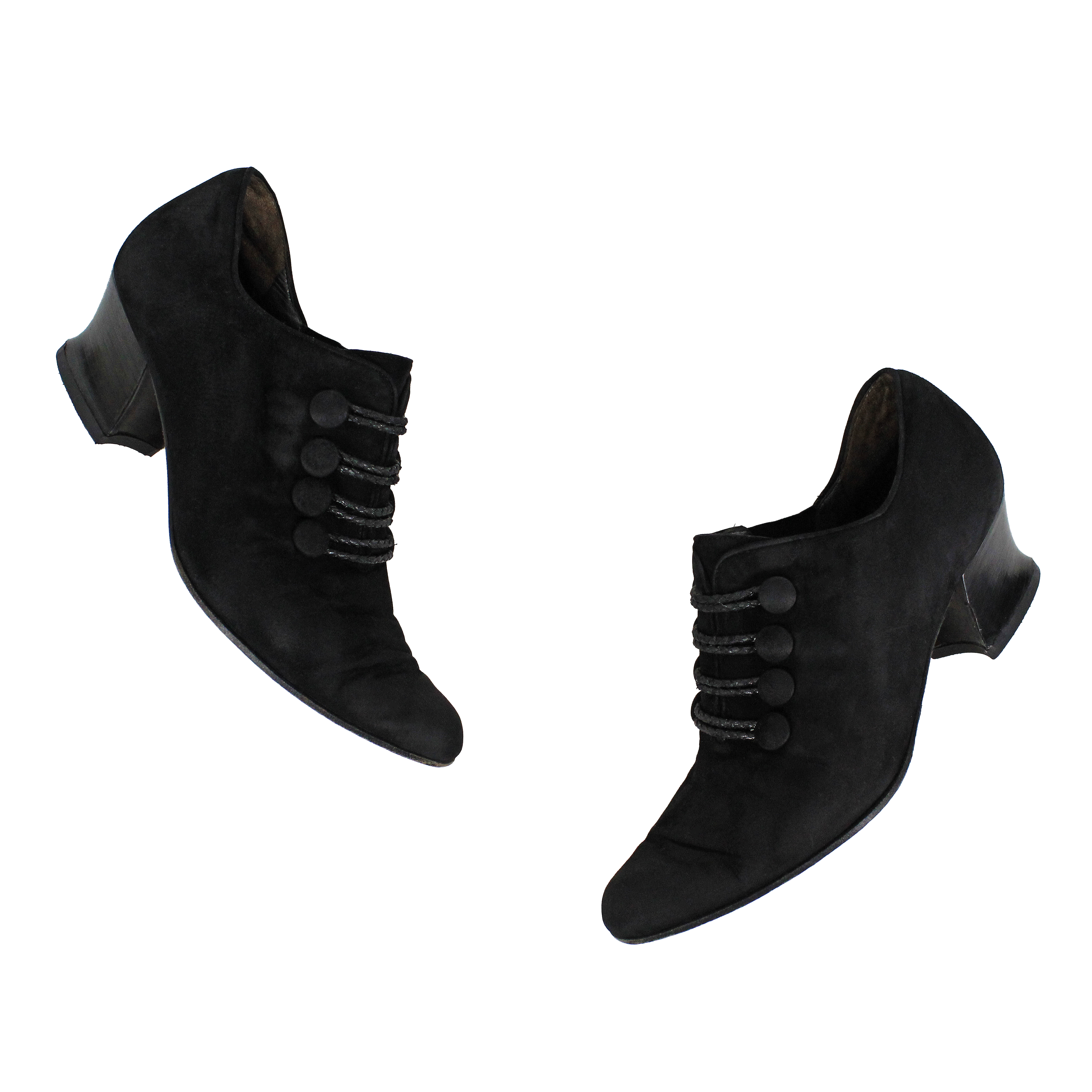 90s Italian Vintage Suede Boots (US 7)
