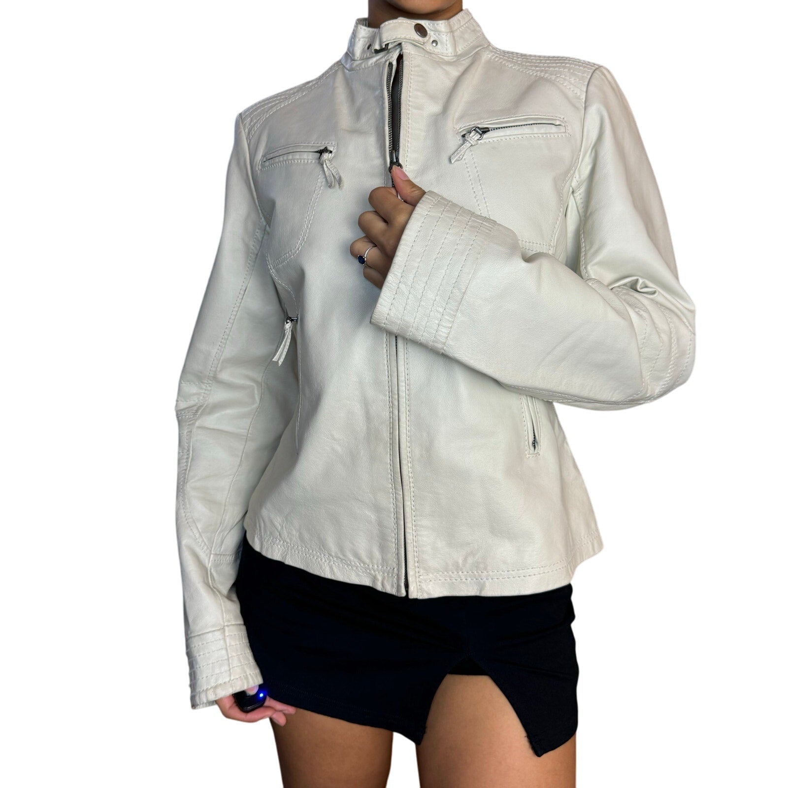 Vintage 90s Fitted White Leather Moto Jacket (S/M) – Holy Thrift
