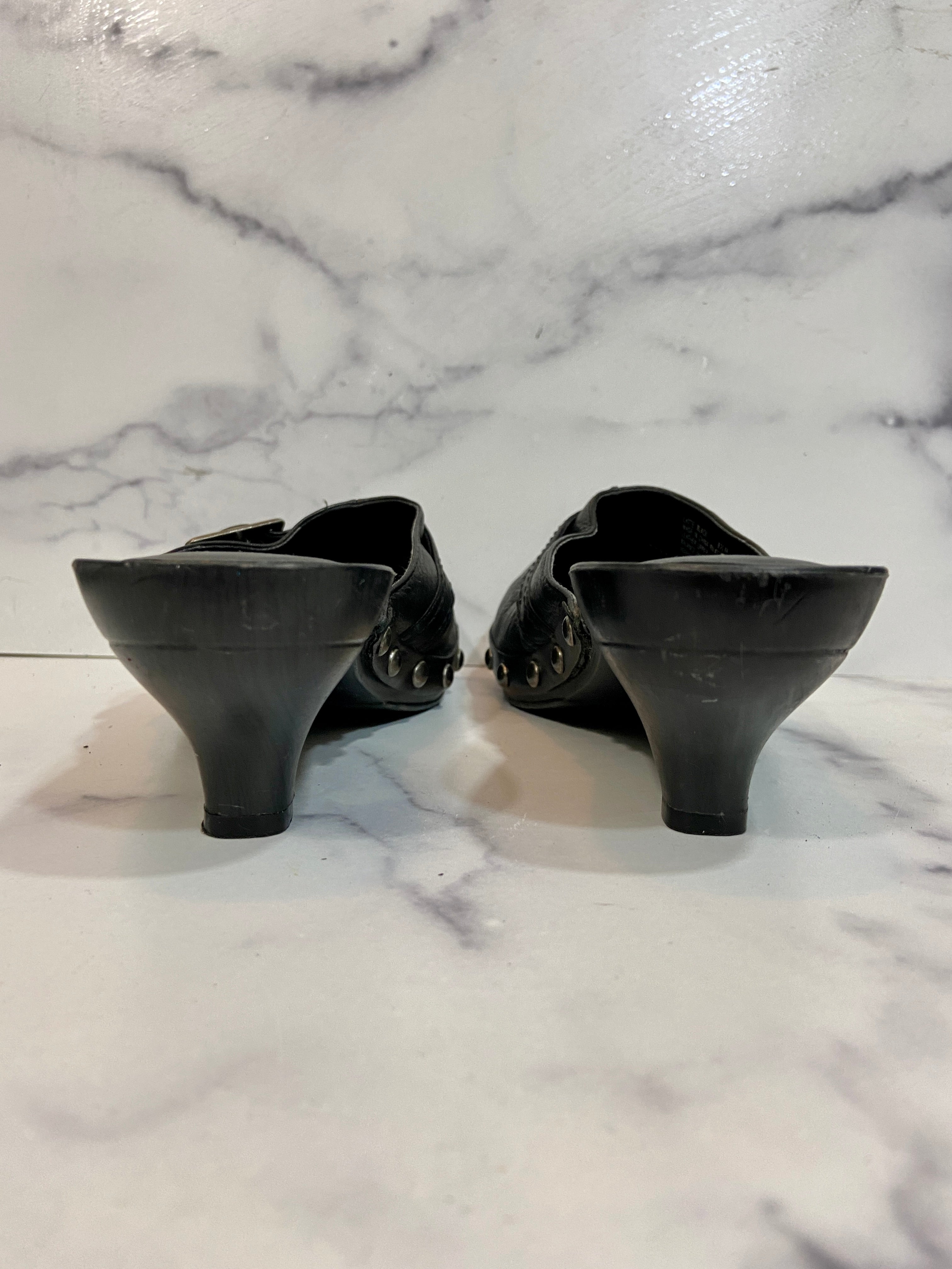 VERA WANG clogs