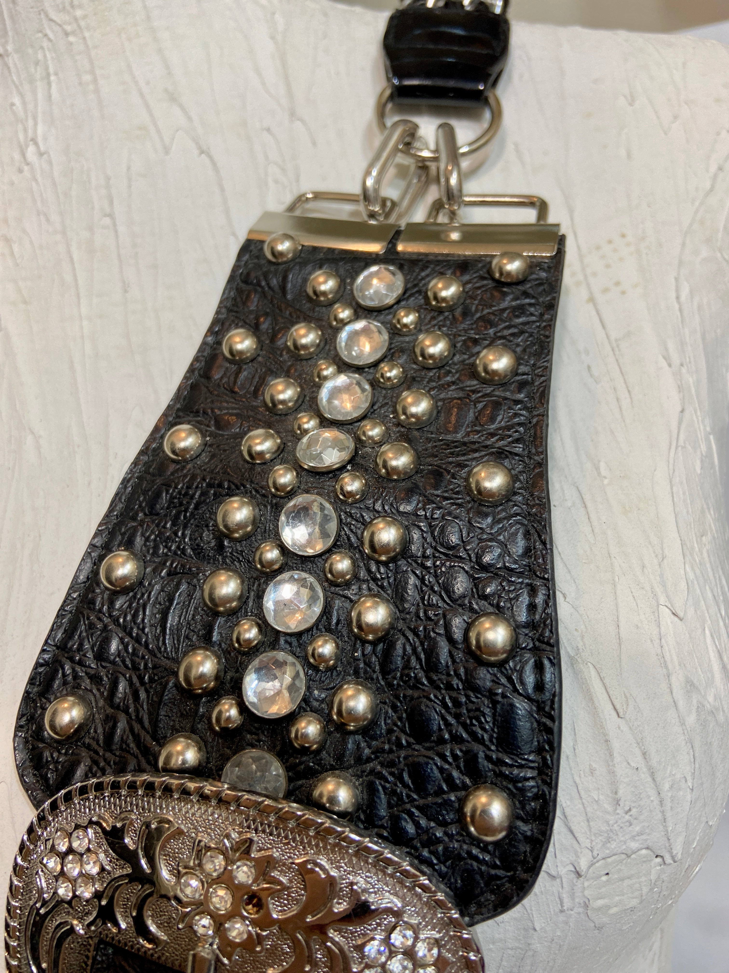 Custom made hardware belt