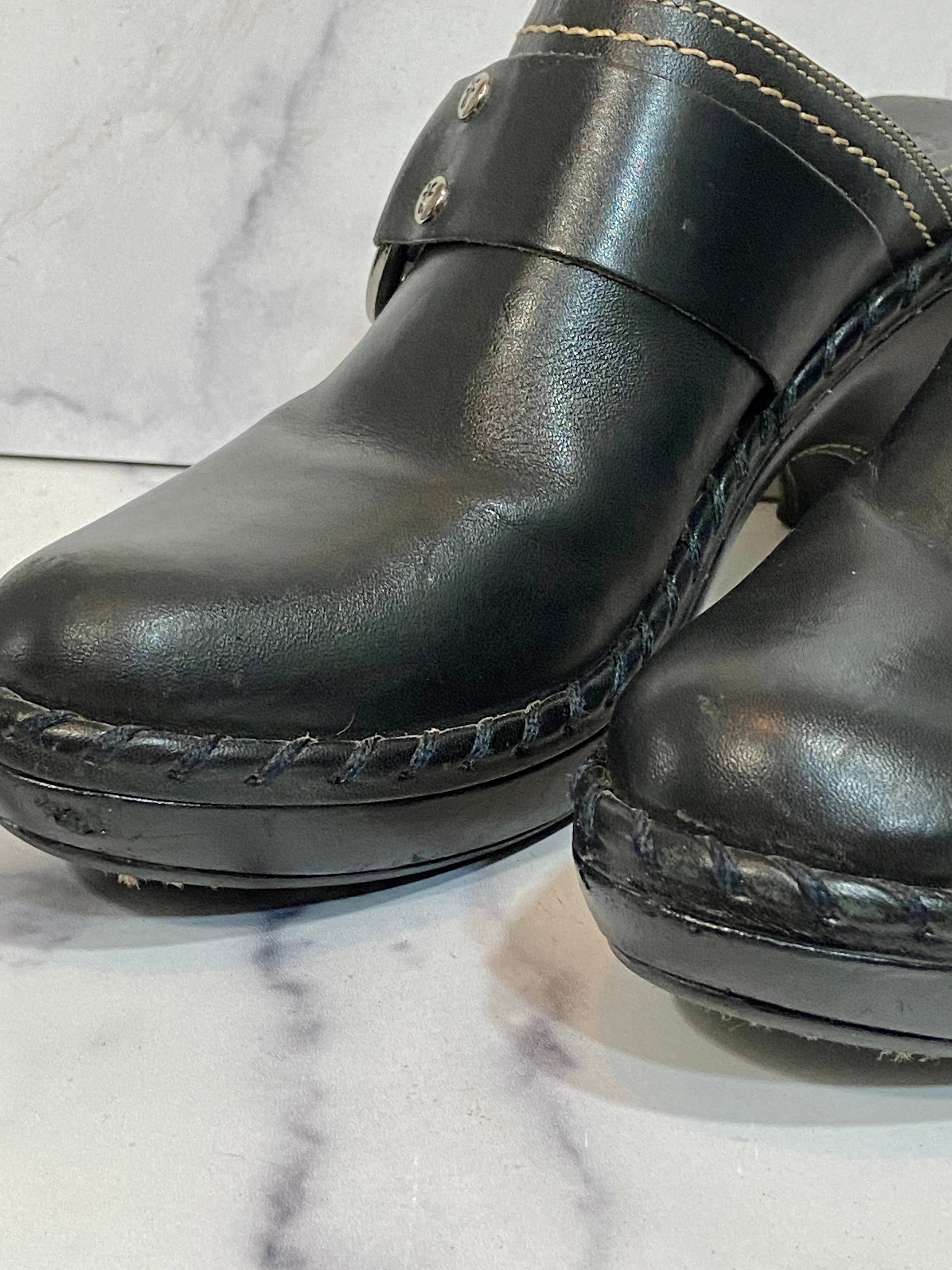 FRYE Black leather clogs (6.5)