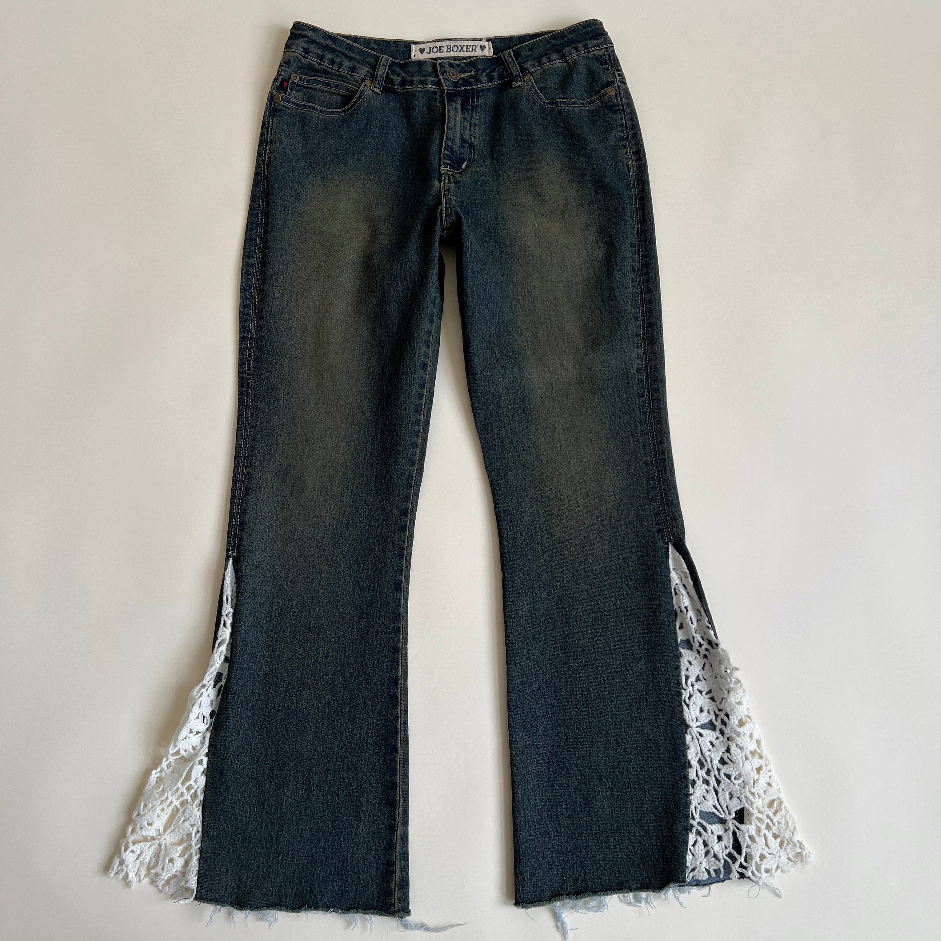 00s crochet panel dark wash jean (M)