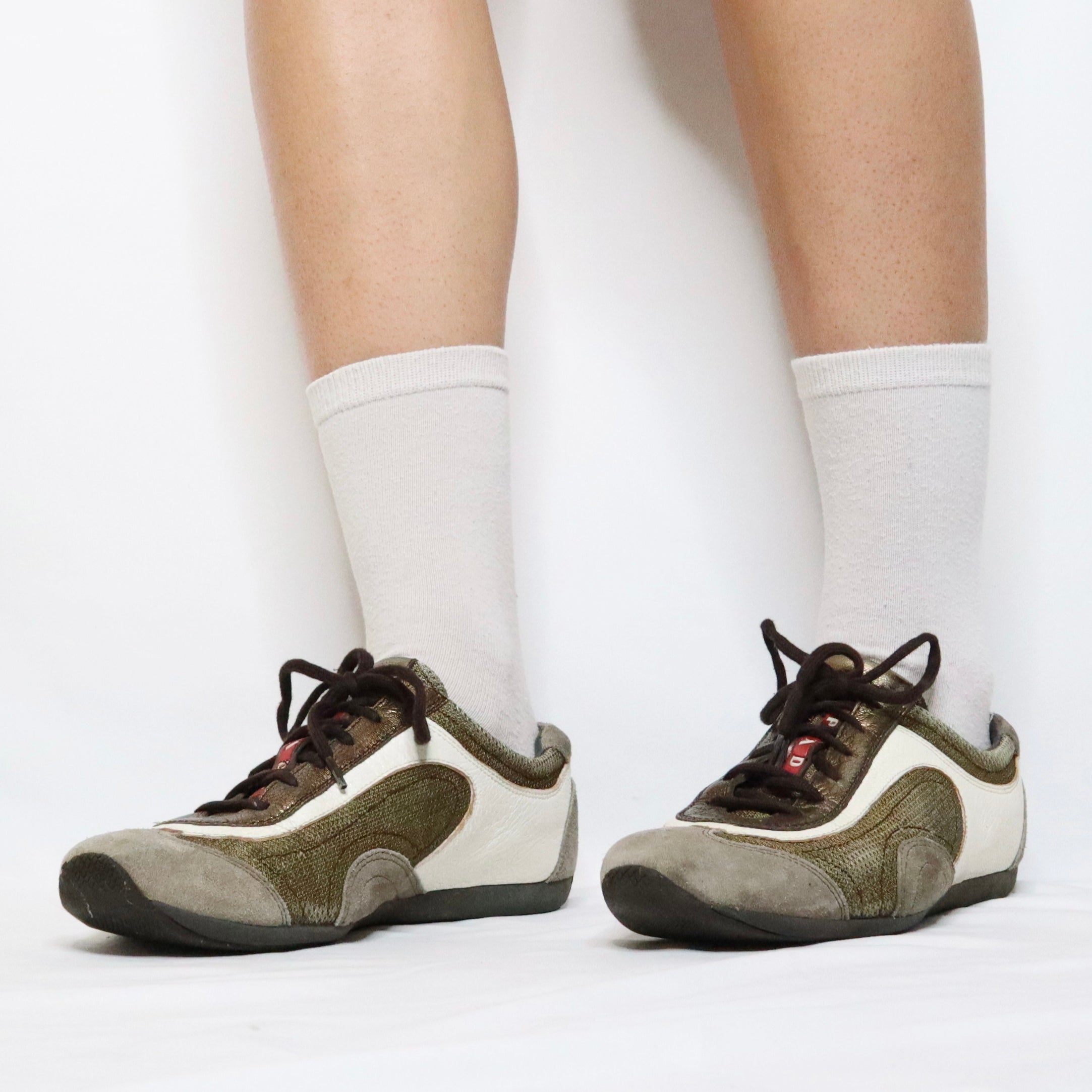 Prada Shoes (8.5 US/39 EU)