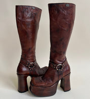 Vtg 90s Buffalo leather platform boots (8.5)