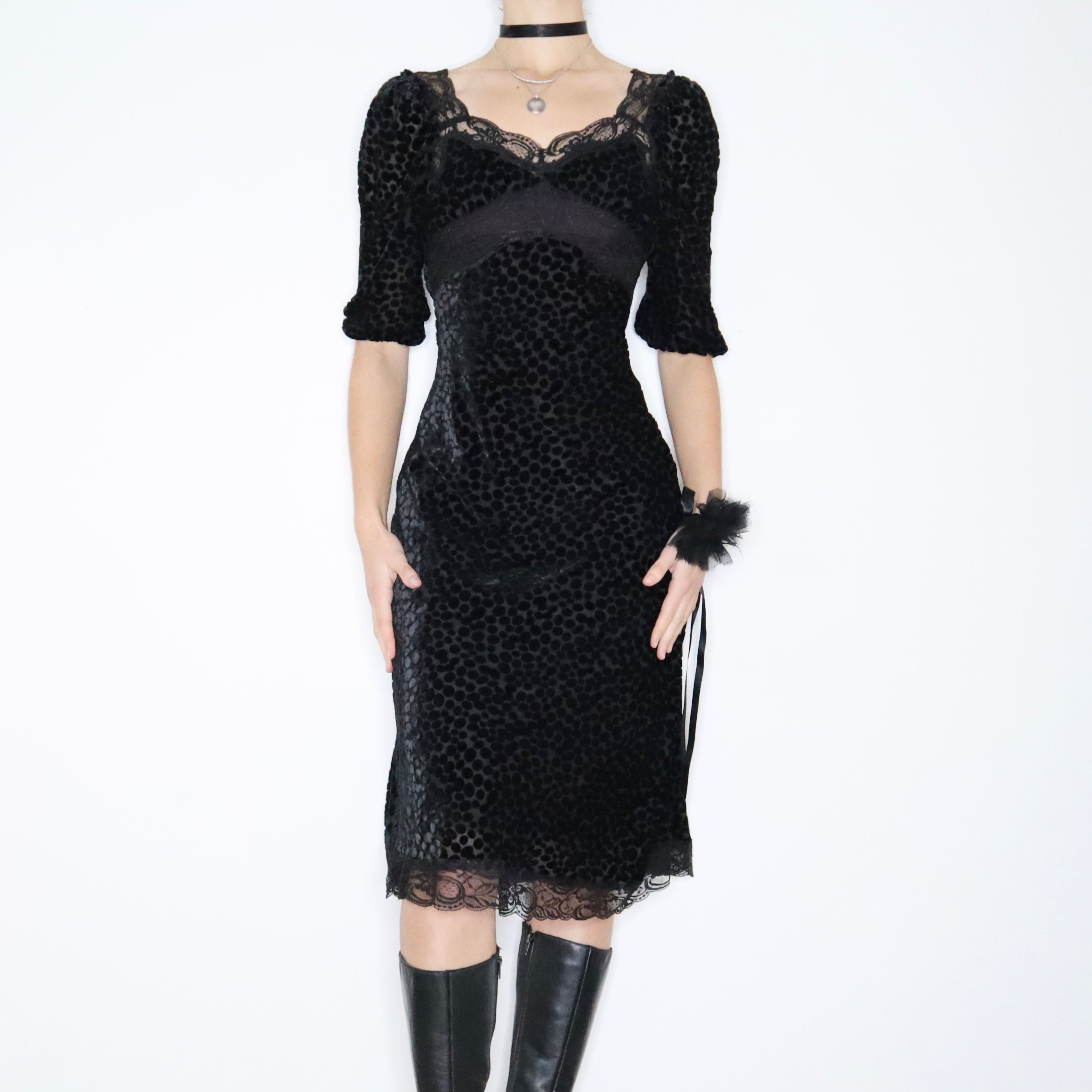 90s Romantic Black Midi Dress (S)