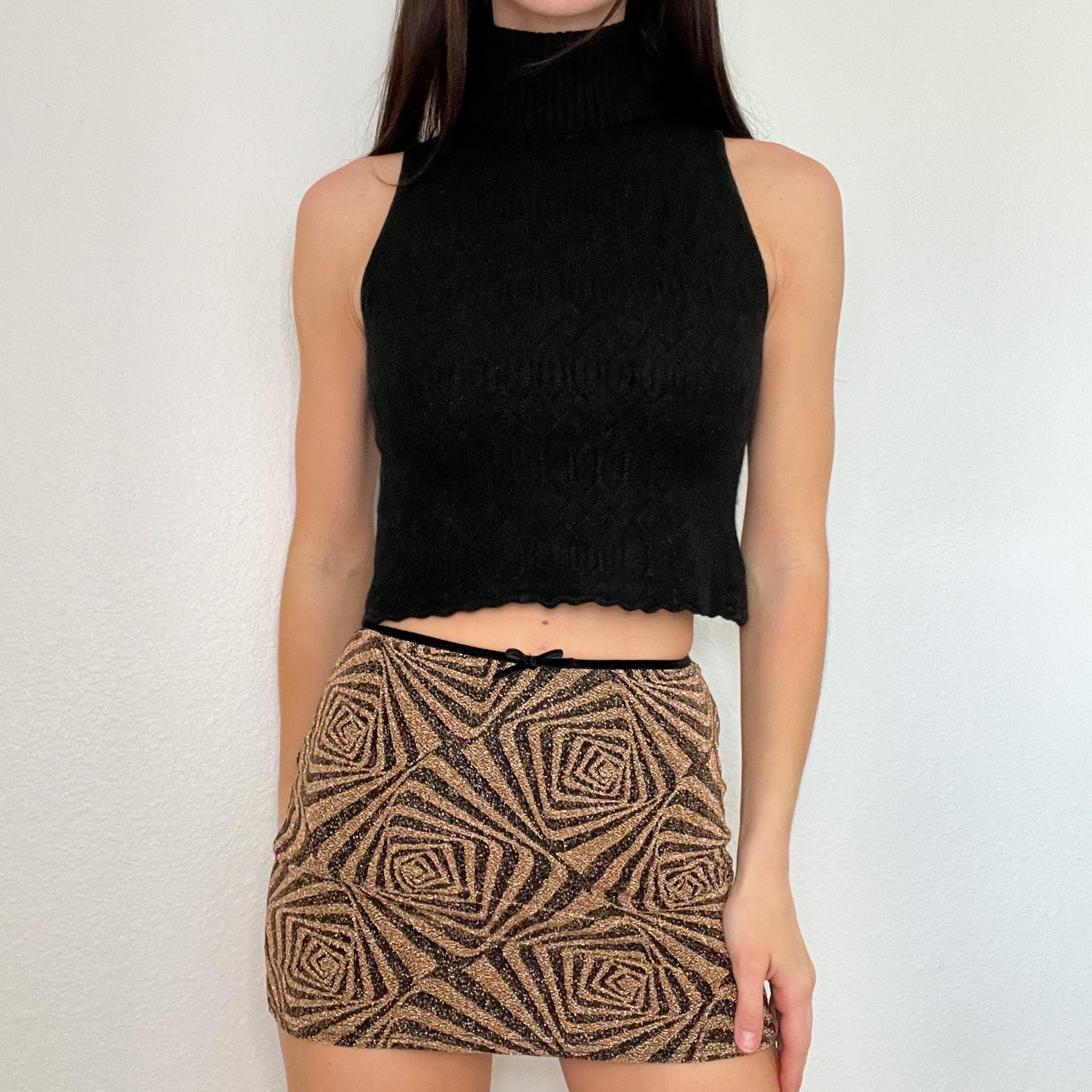 Black Cropped Turtleneck Tank