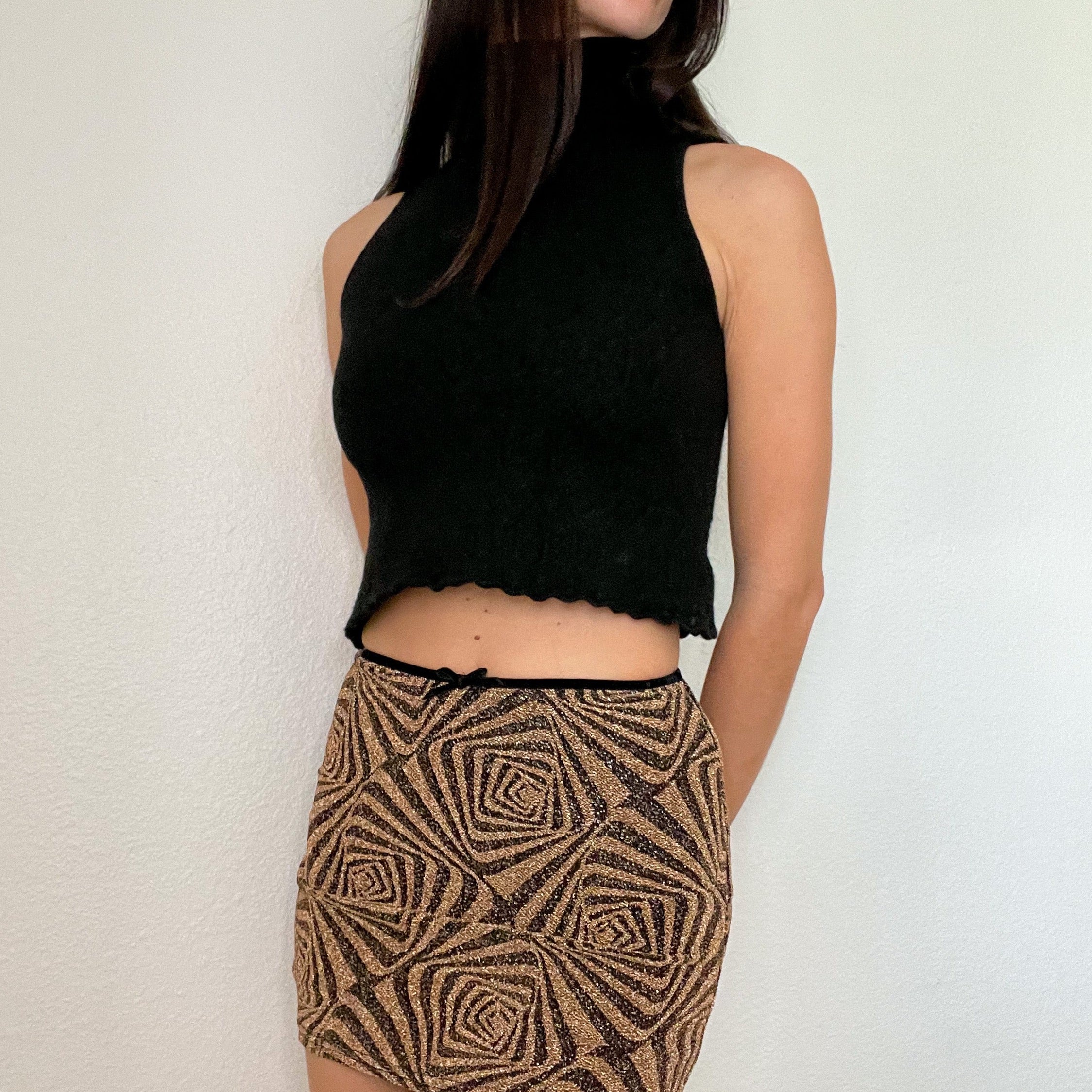 Black Cropped Turtleneck Tank