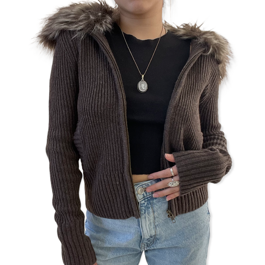 Fur zip up