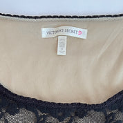 00s Black lace crop top (XS/S)