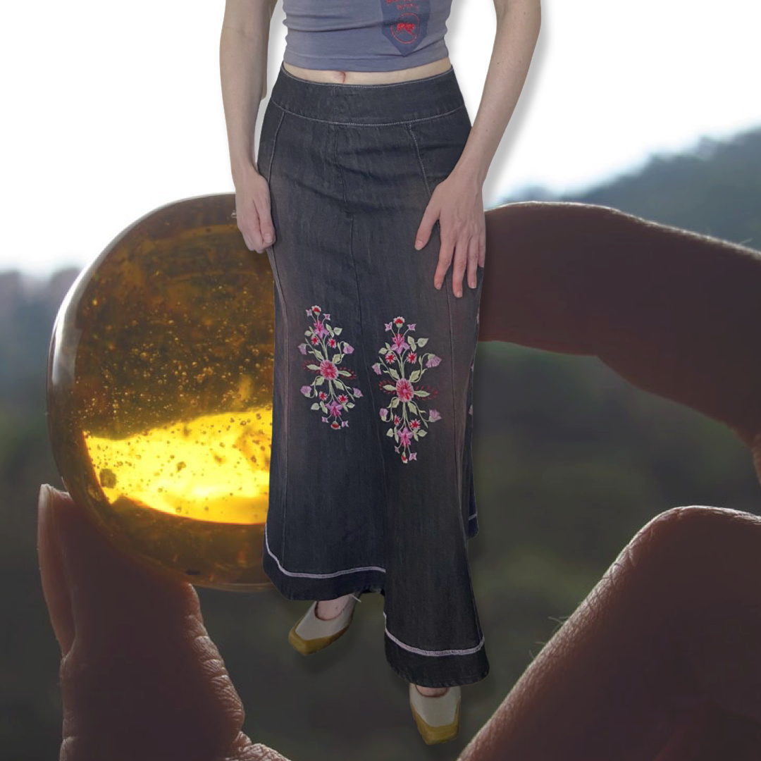 90's Flower Ceremony Denim Skirt – Holy Thrift