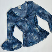 00s abstract bell sleeve
