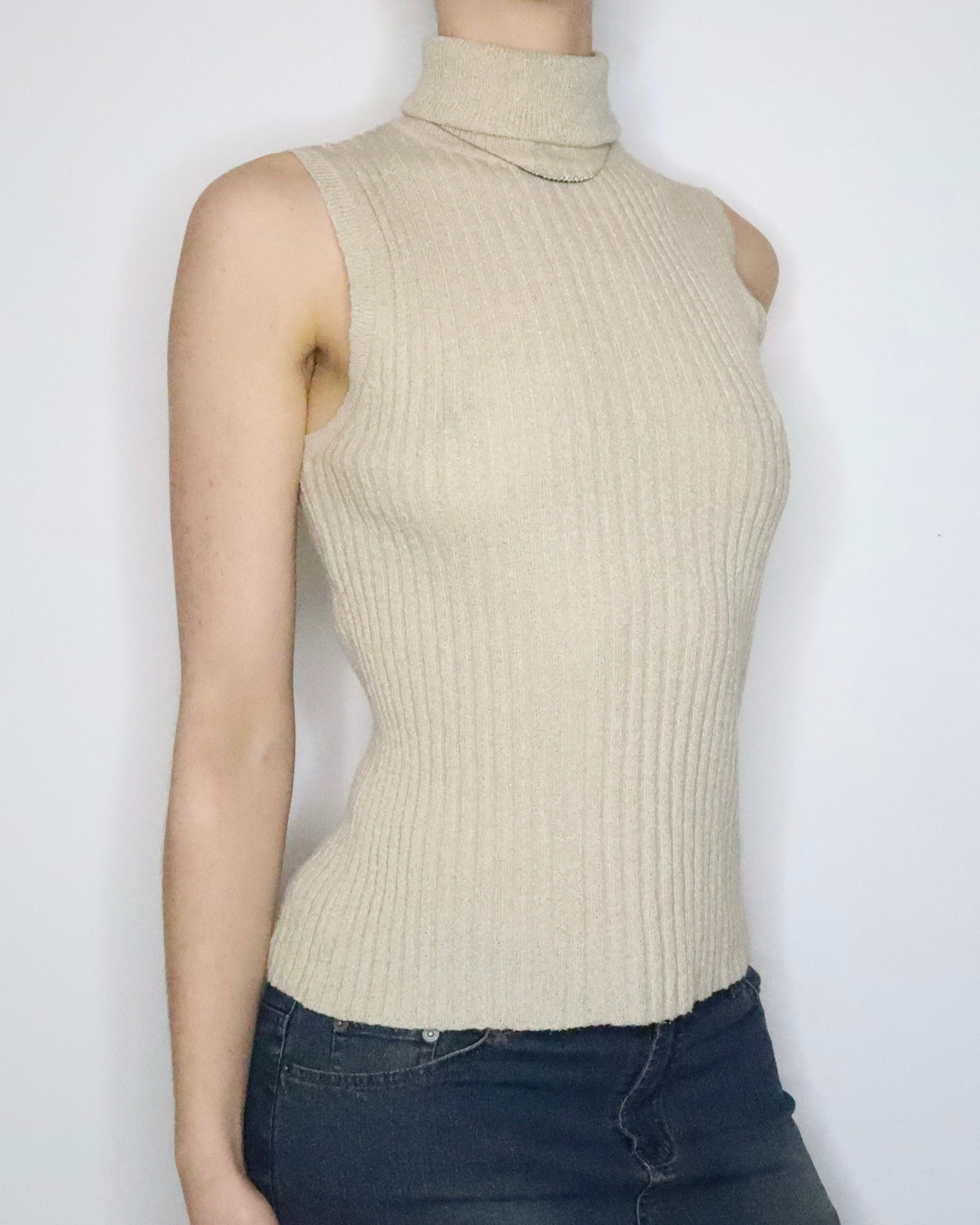 Beige Sleeveless Turtleneck (M-L)
