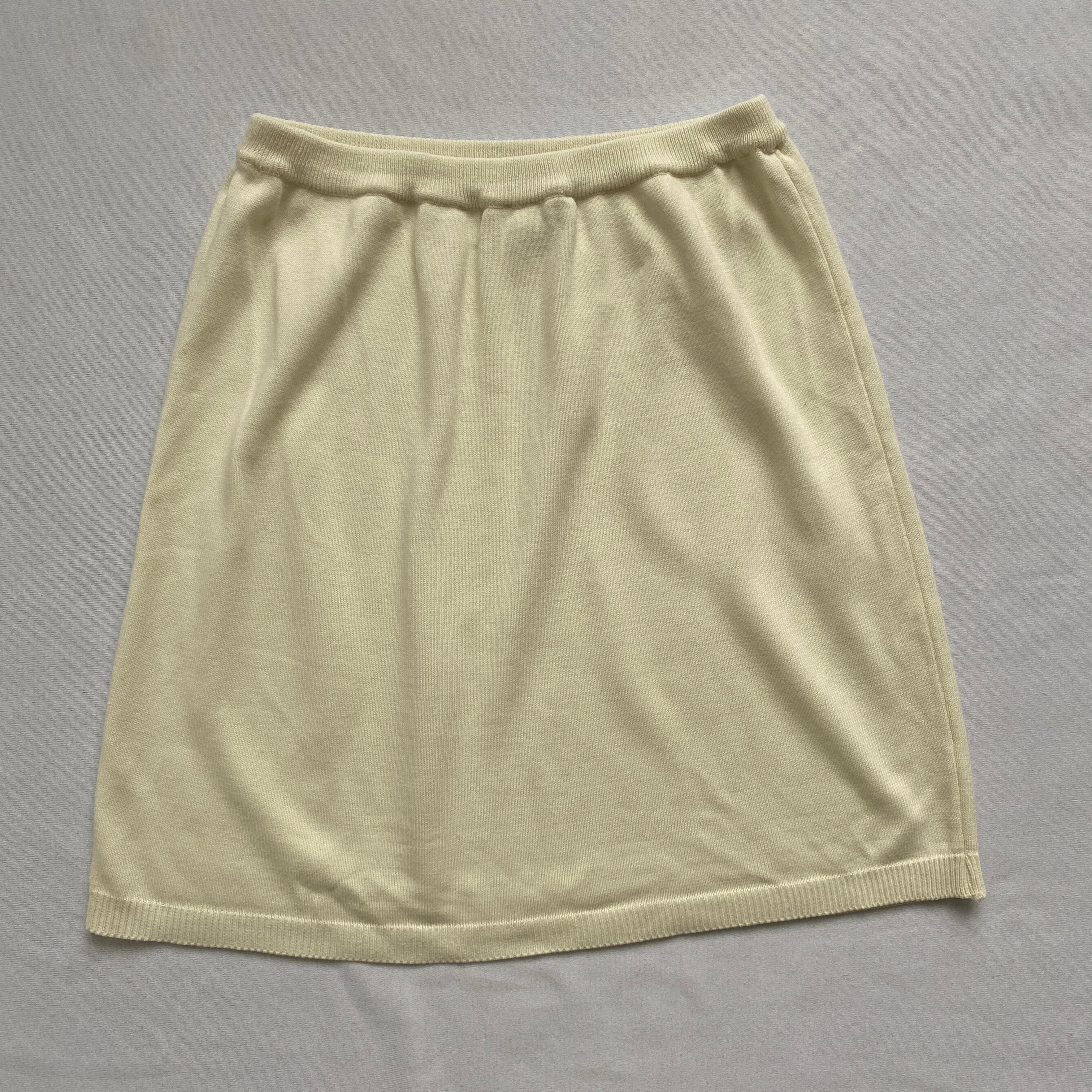 Ivory knit skirt