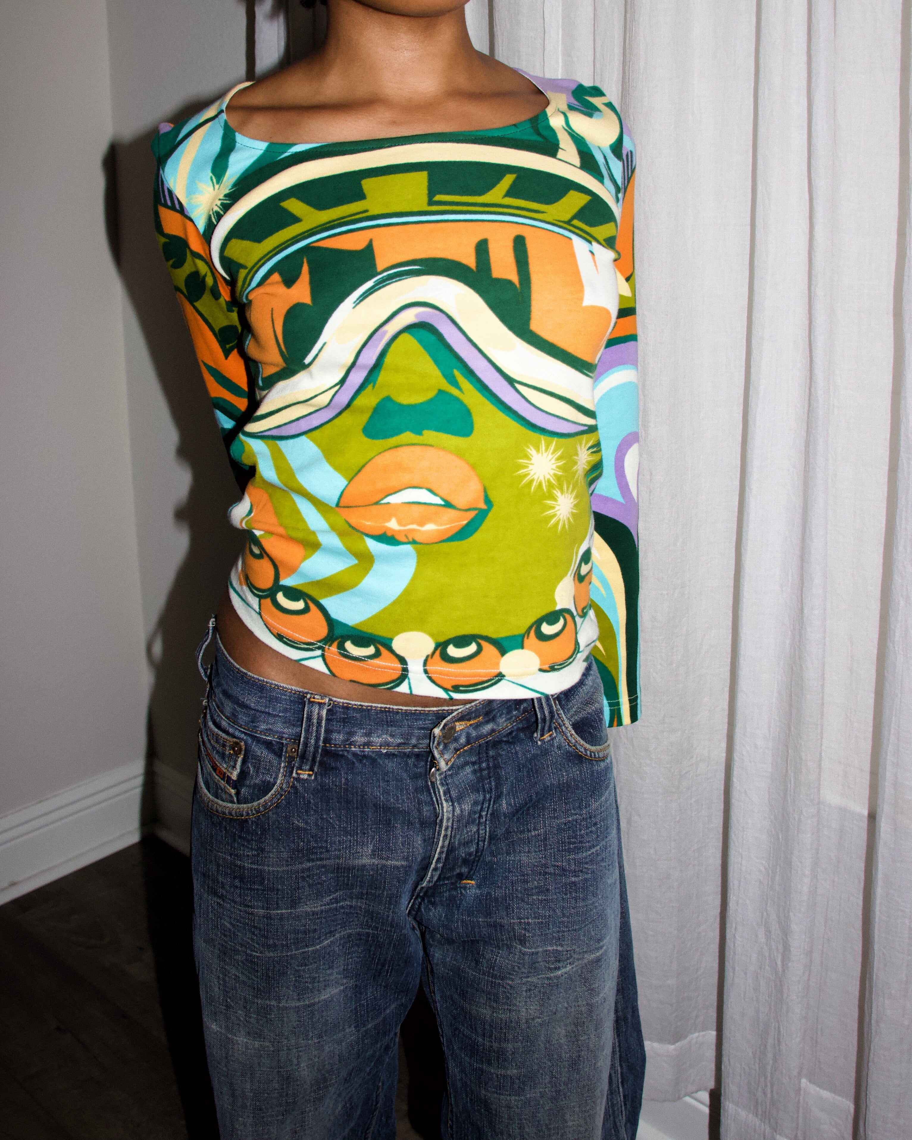 Y2K Hayes Ski Graphic Top (S)
