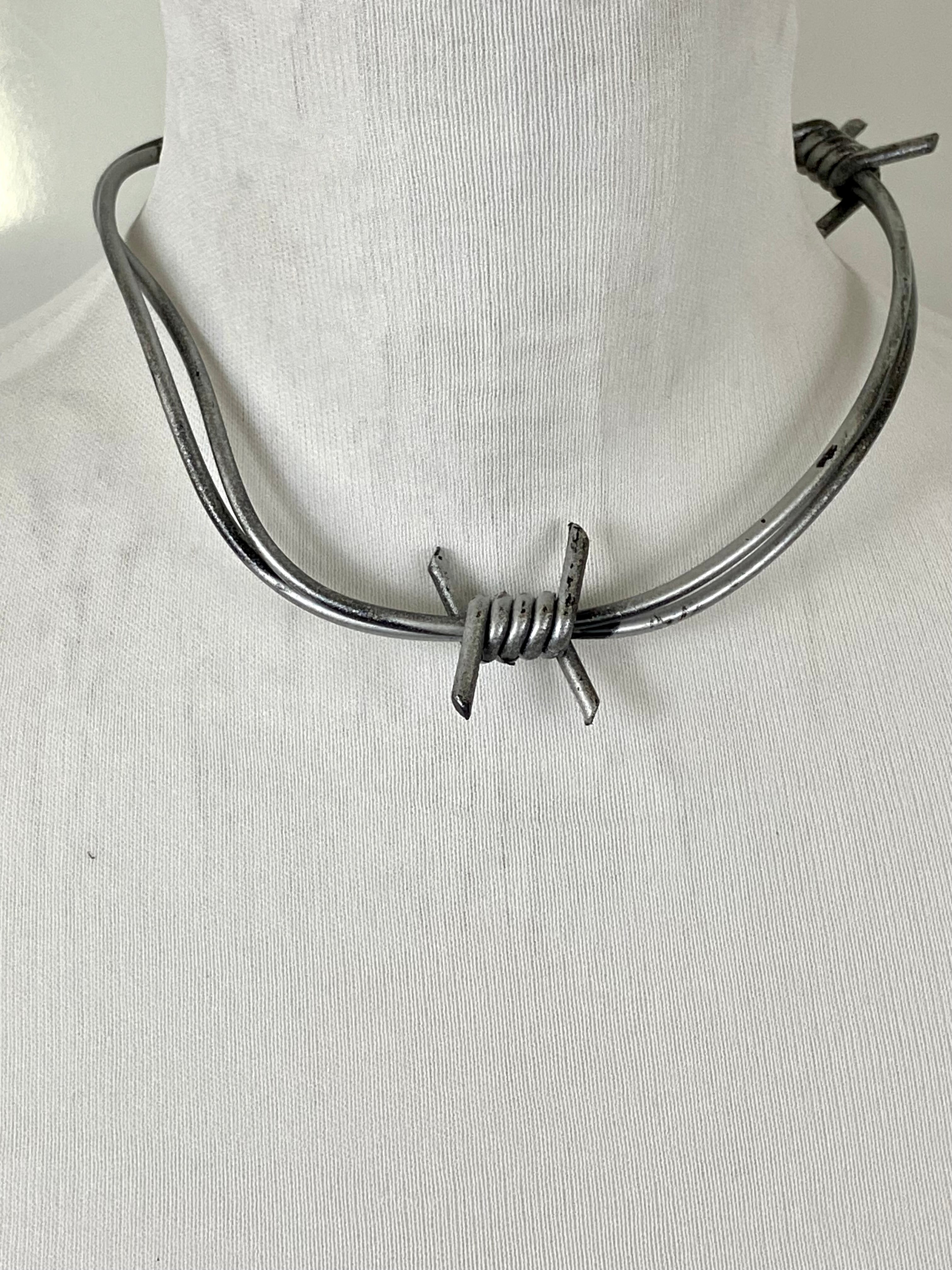 Easy soft choker