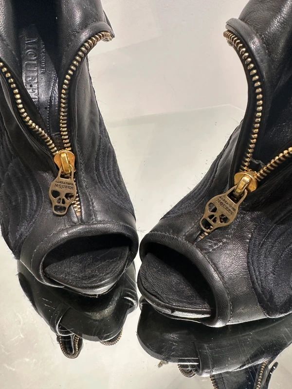 Vintage Alexander McQueen Skull Wing Stiletto Ankle Heels (UK 5 US 7 EU 38)