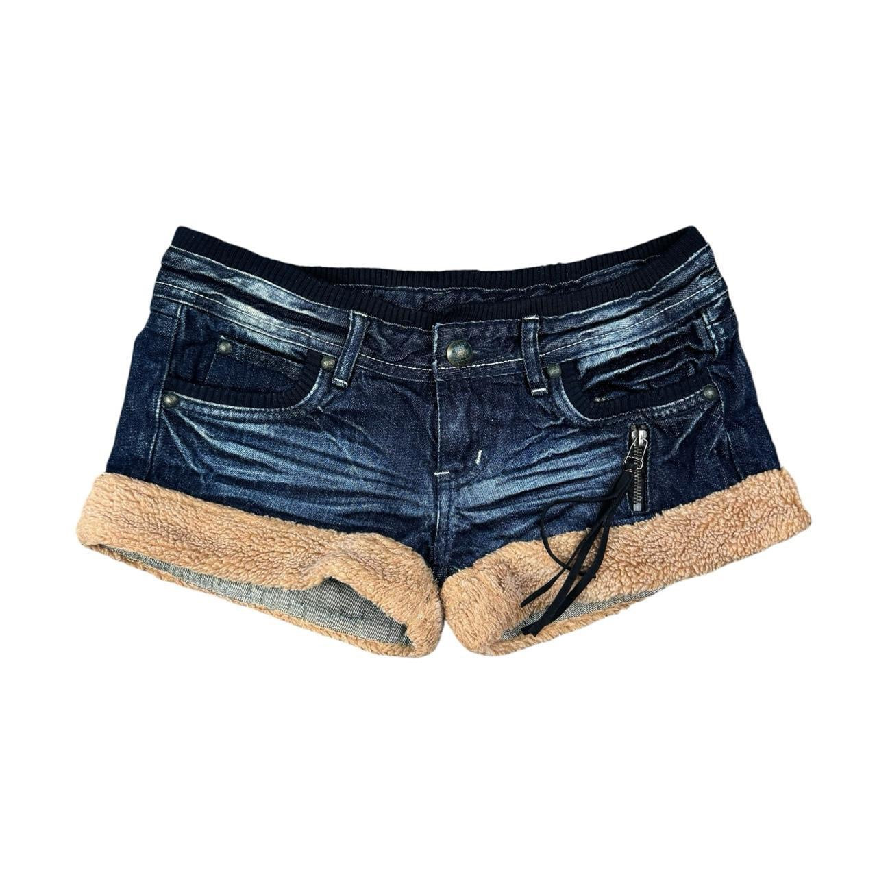 J-Fashion Fur Trim Denim Mini Shorts (M)