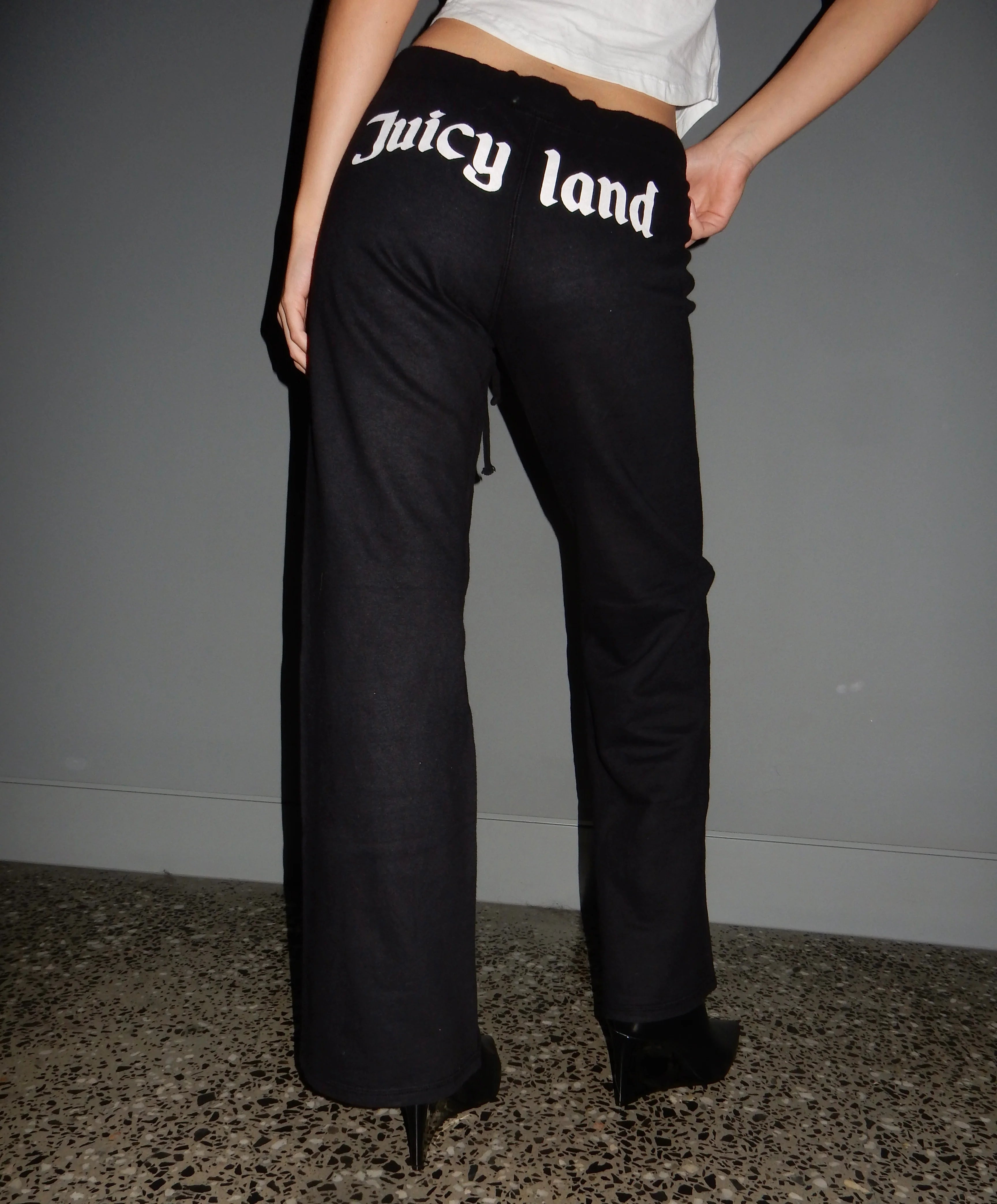 Juicy Couture Printed Pants (M)