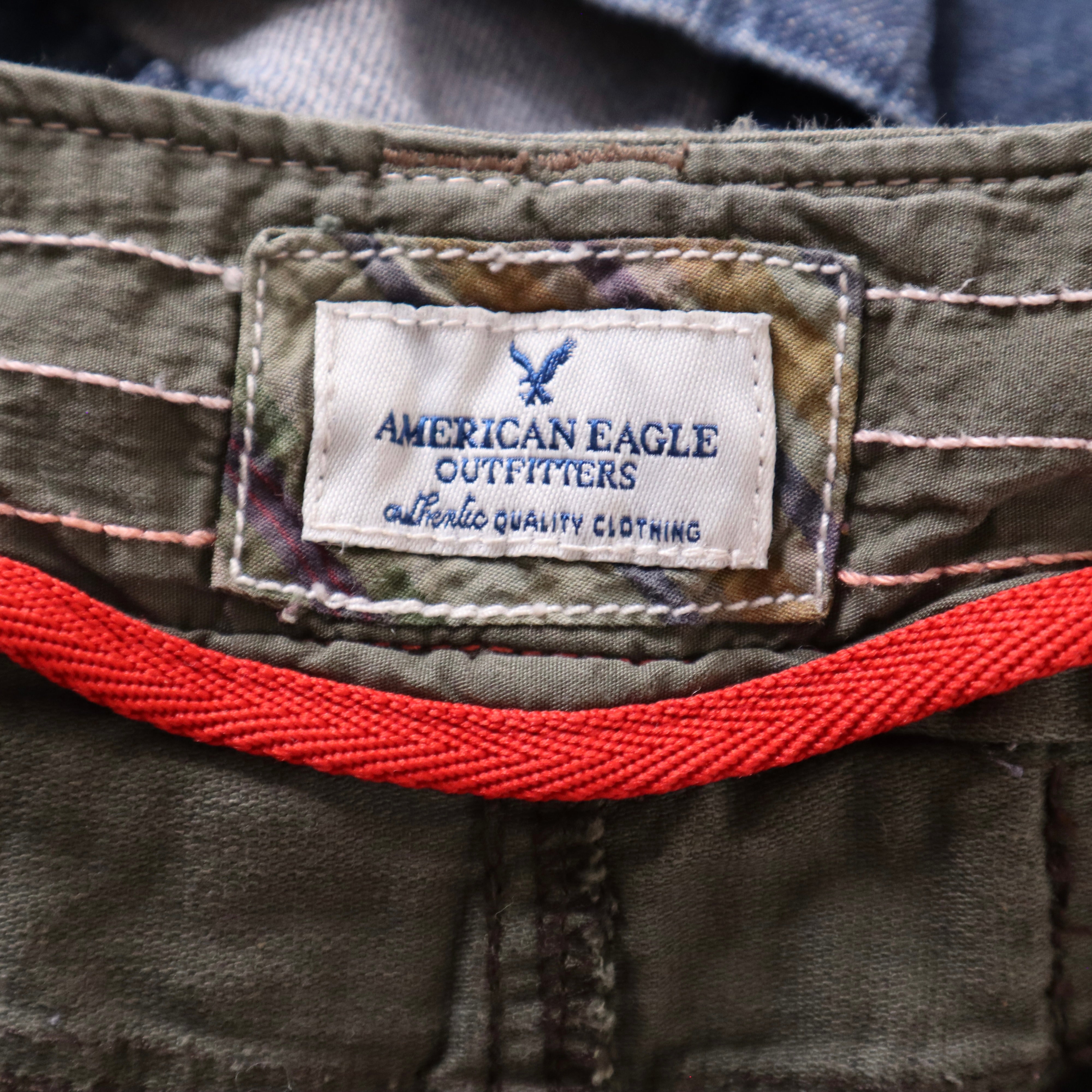 Y2K Low Rise Army Green Shorts (S)
