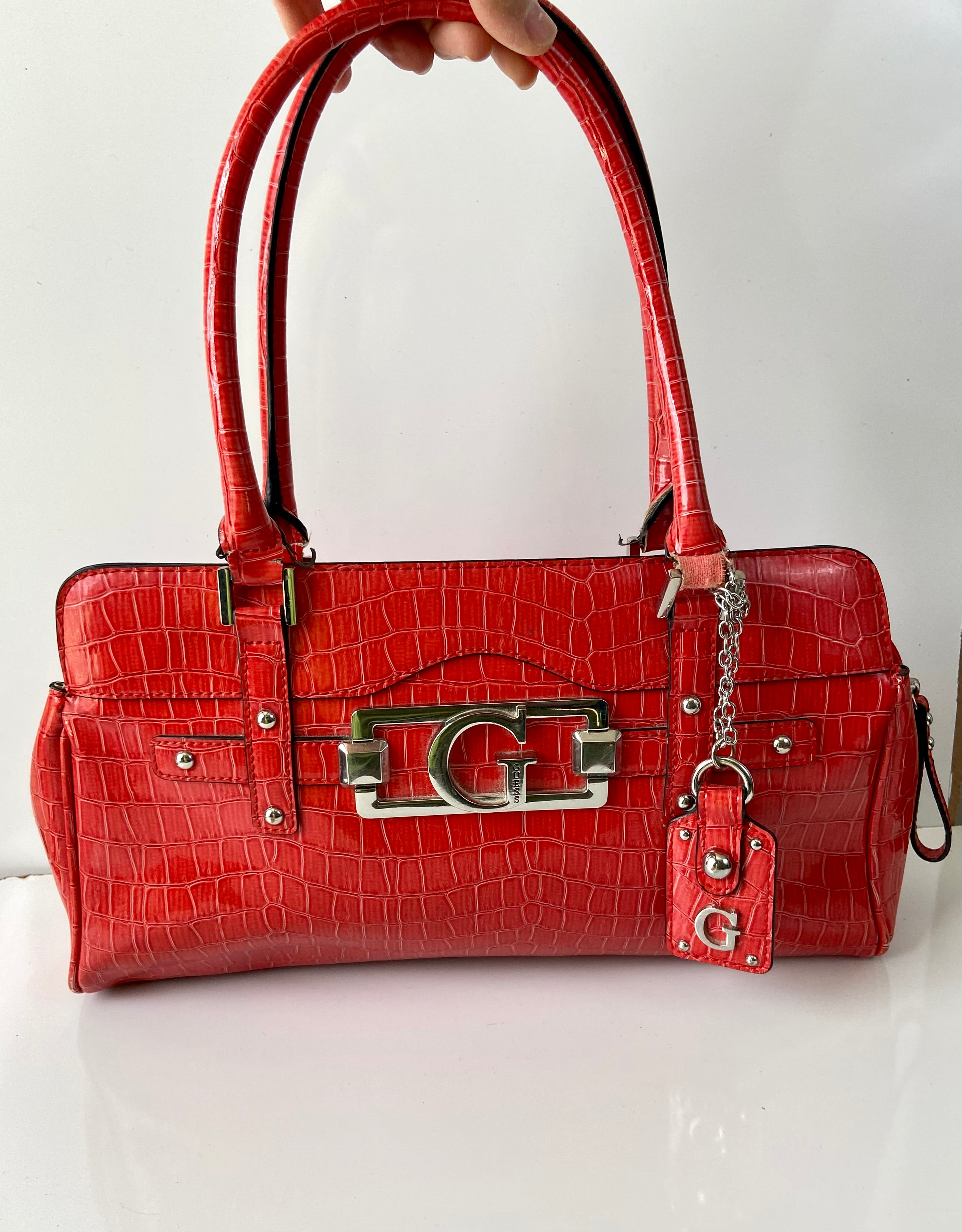 2000s Red Guess Shoulder Bag