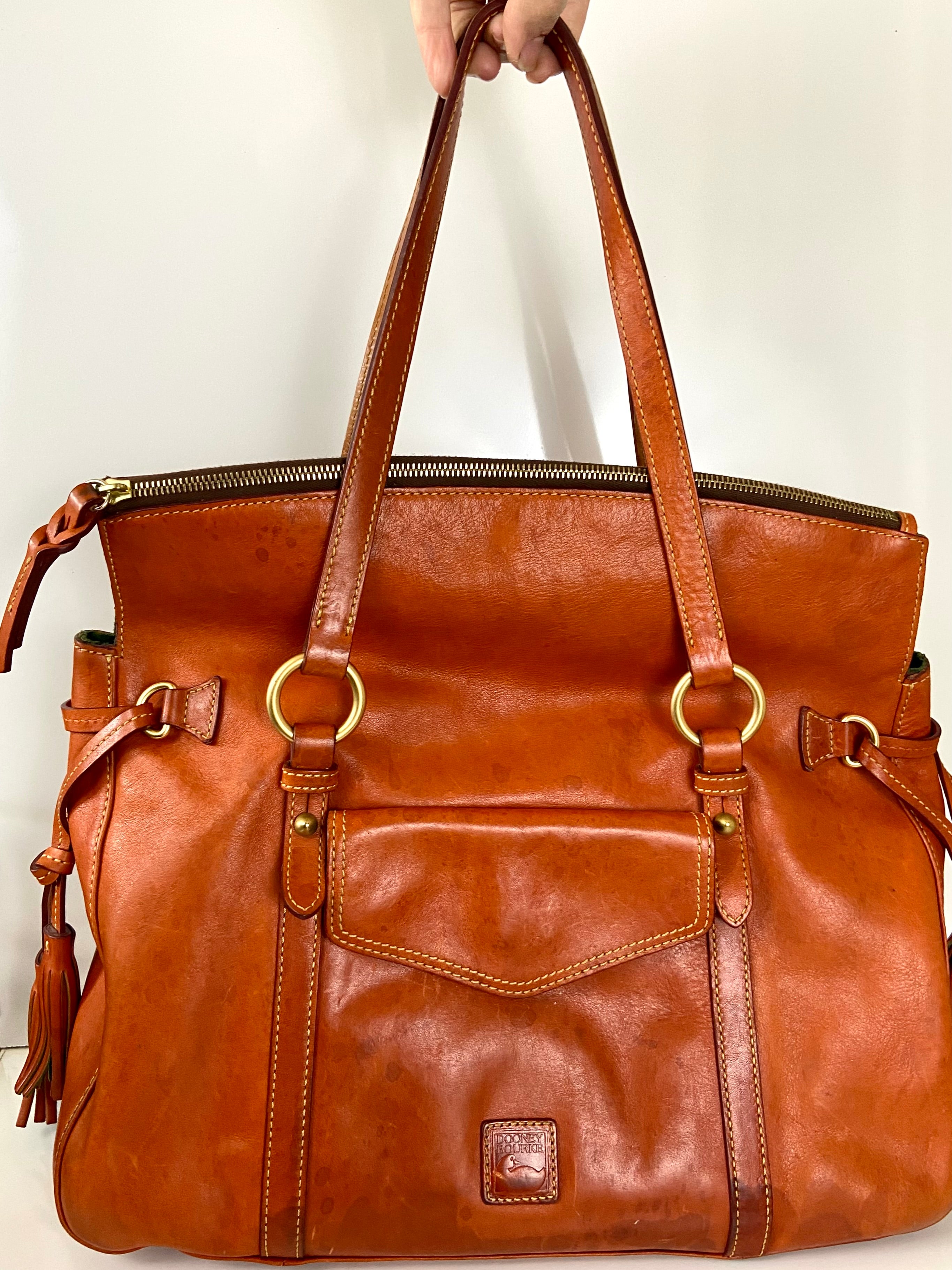 Dooney & Bourke Florentine Smith Bag