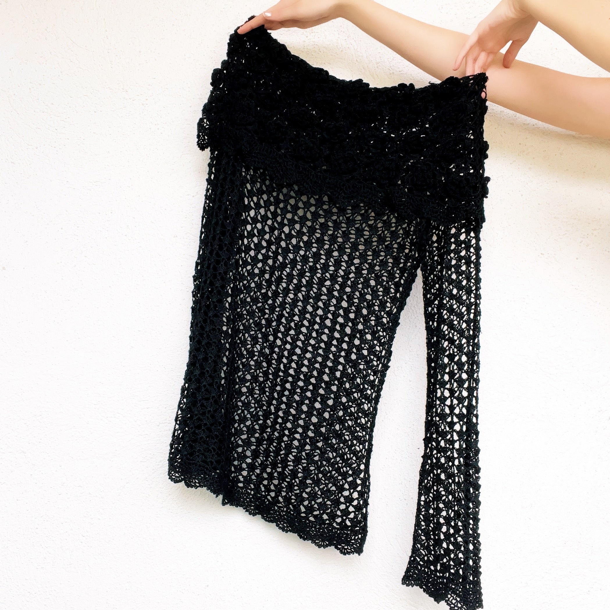 Black Off The Shoulder Crochet Top (M)