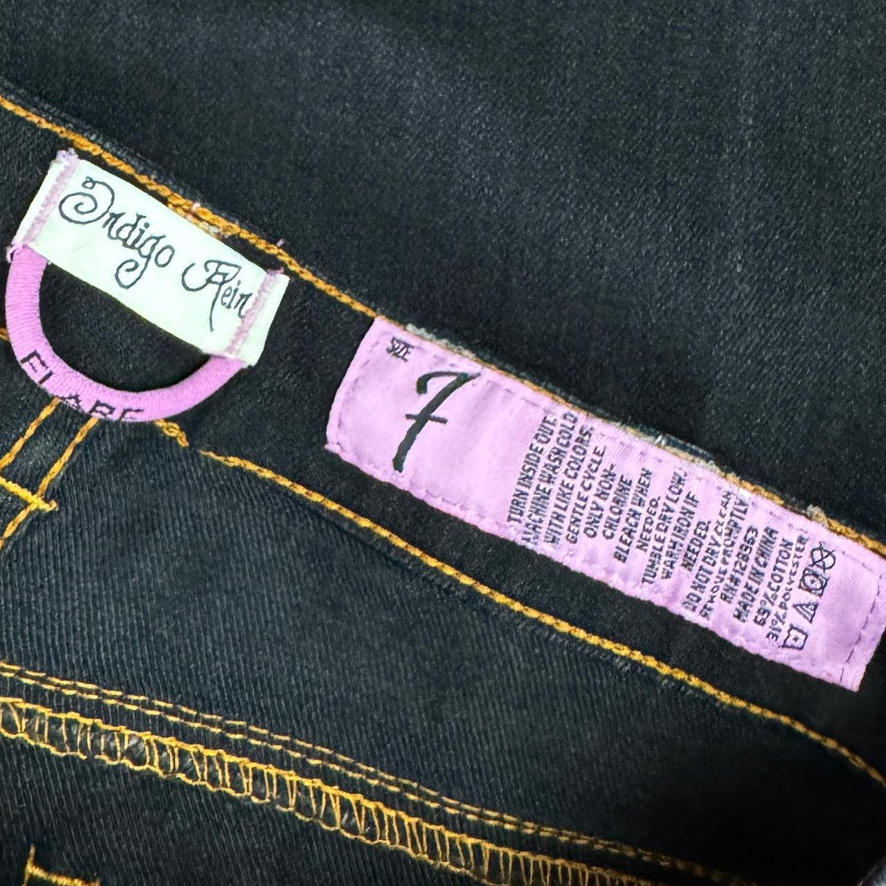 2000s Dark Denim Flare Jeans (S)