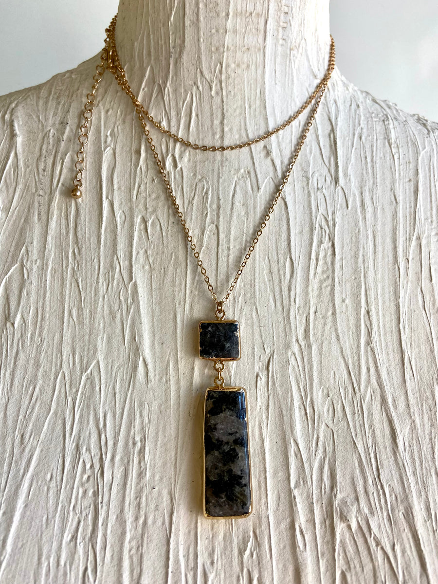Long necklace with