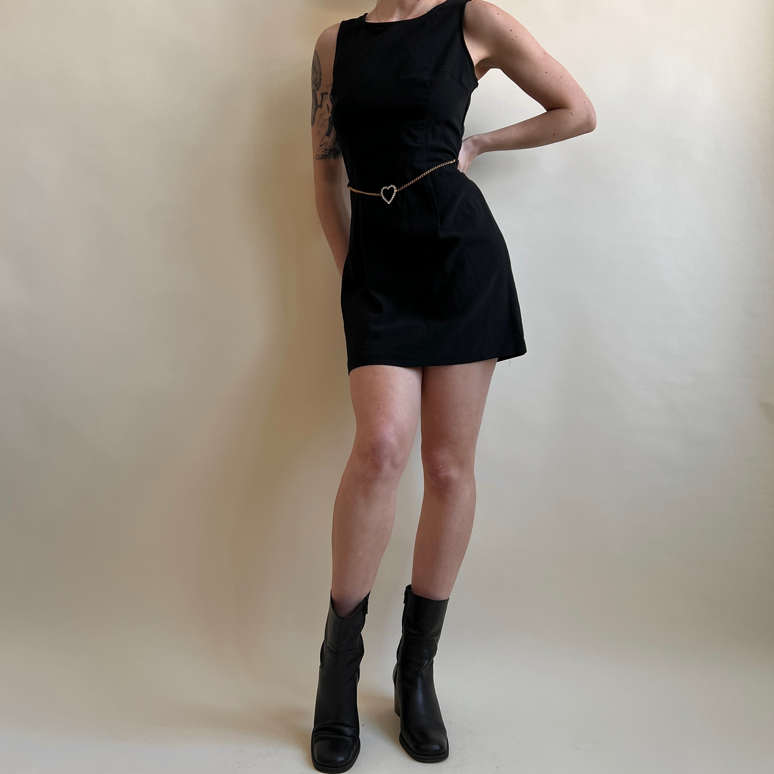 Vintage 90s heart chain belt mini dress (L)