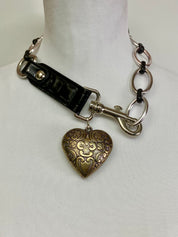 Lock my heart choker