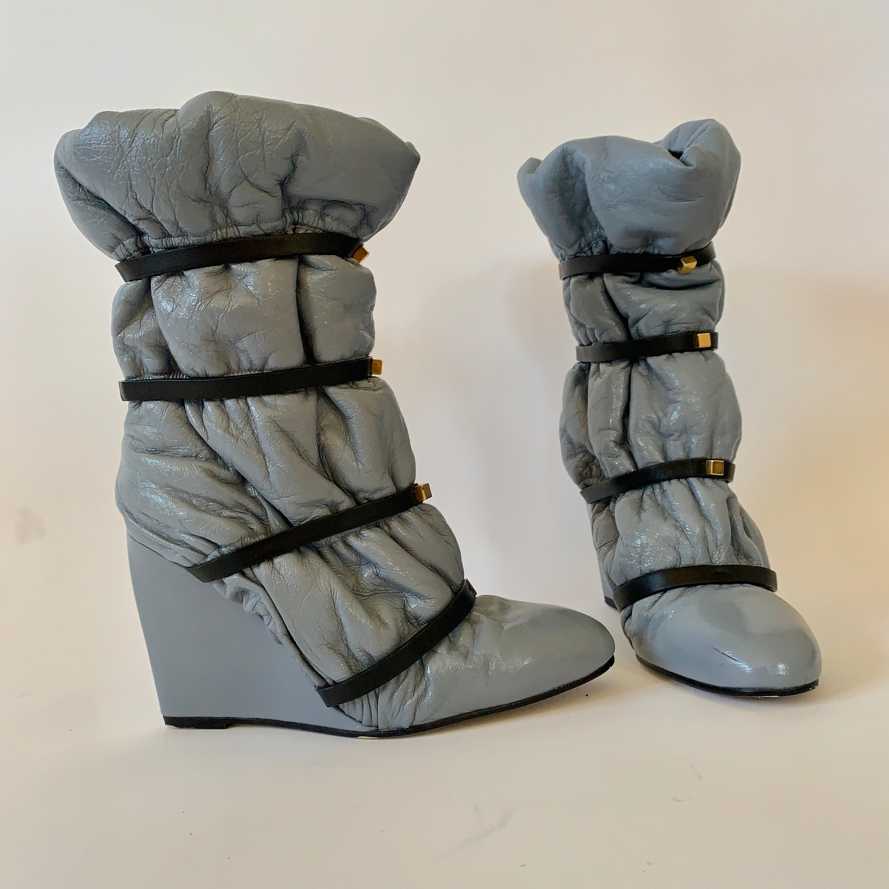 Stuart Weitzman Puffer Boots - Size 10