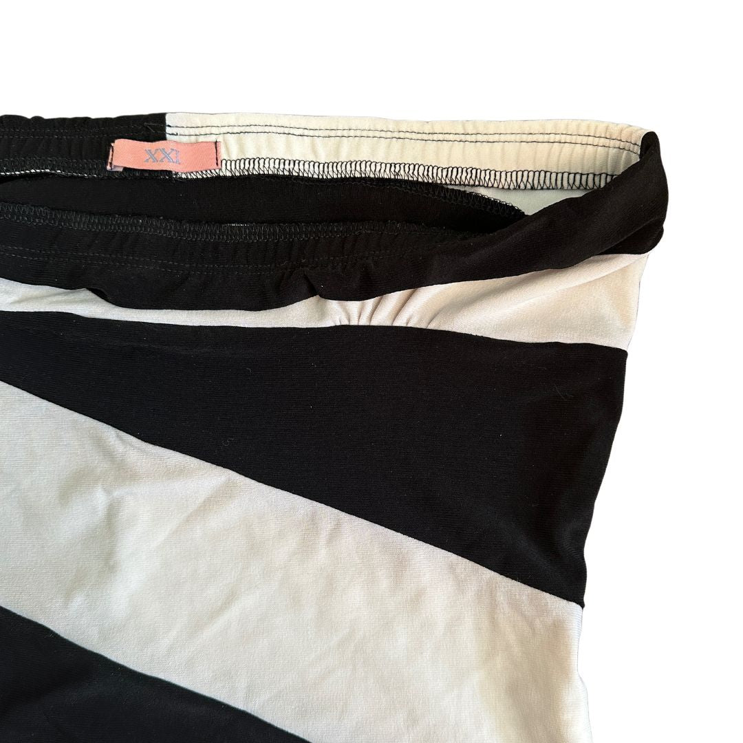 Y2K Striped Asymmetrical Tube Top (M)