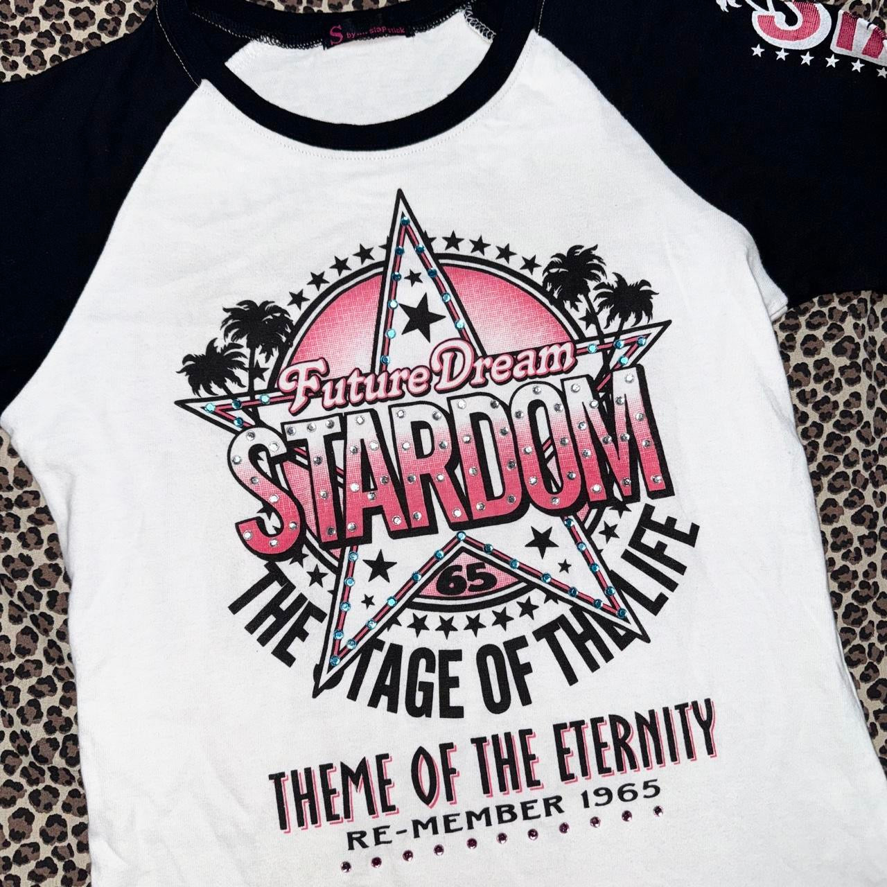 J-Fashion “Stardom” Embellished Graphic Long Sleeve (M)