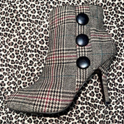 Y2K Houndstooth Button Detail Ankle Boots (9)